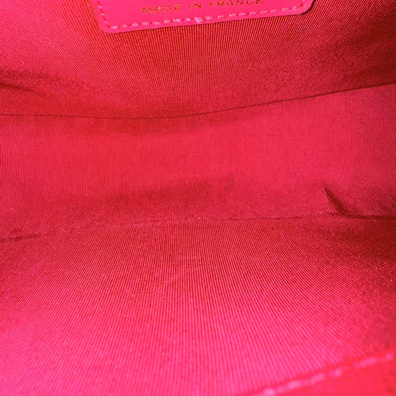 Chanel Boy Medium - Caviar 25CM Quilted Grained Calfskin Hot Pink Gold Hardware Series 23