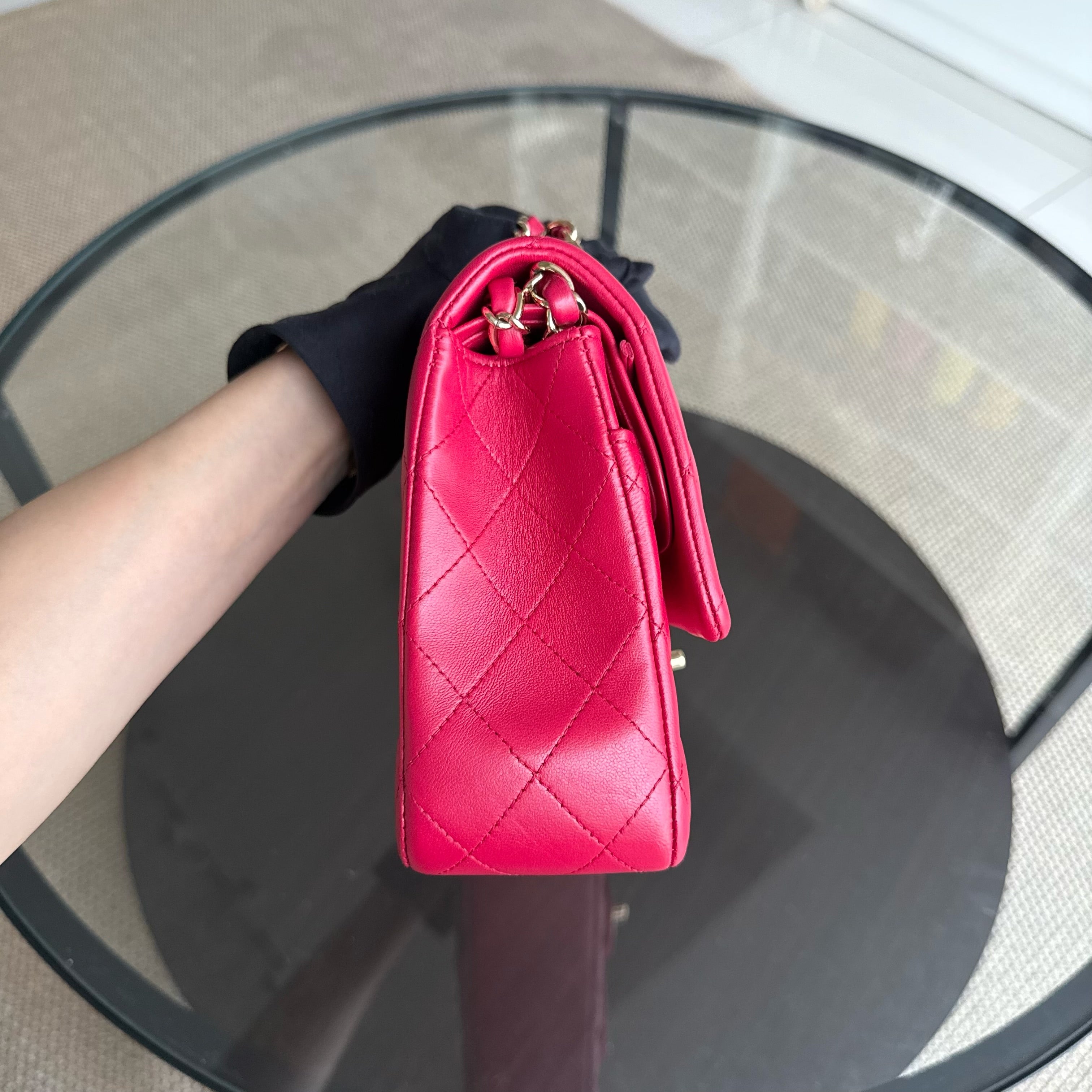 Chanel Classic Flap Medium - Quilted Lambskin 25CM Red Gold Hardware Series 21