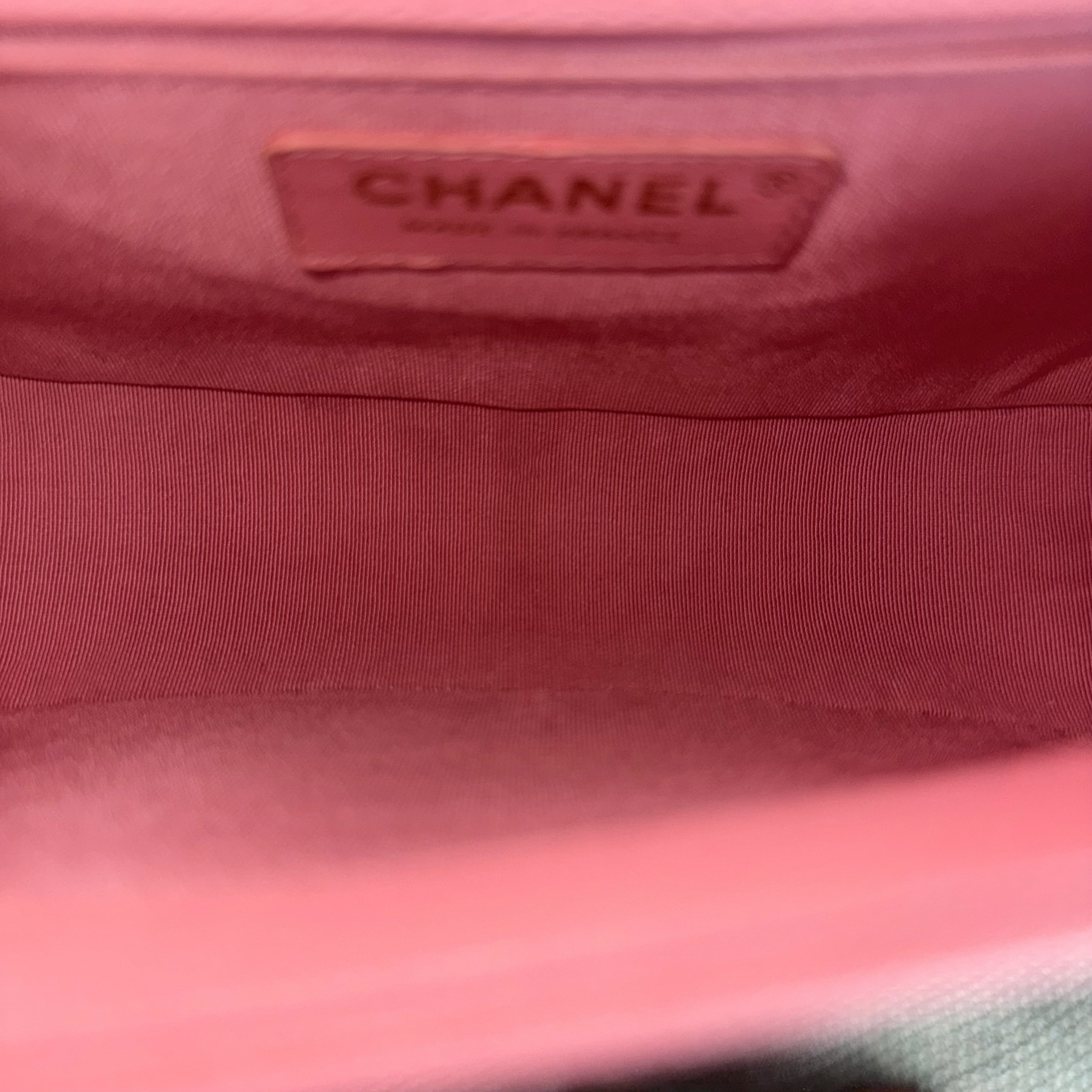 Chanel Boy Medium - Caviar 25CM Quilted Pink Gold Hardware Series 27
