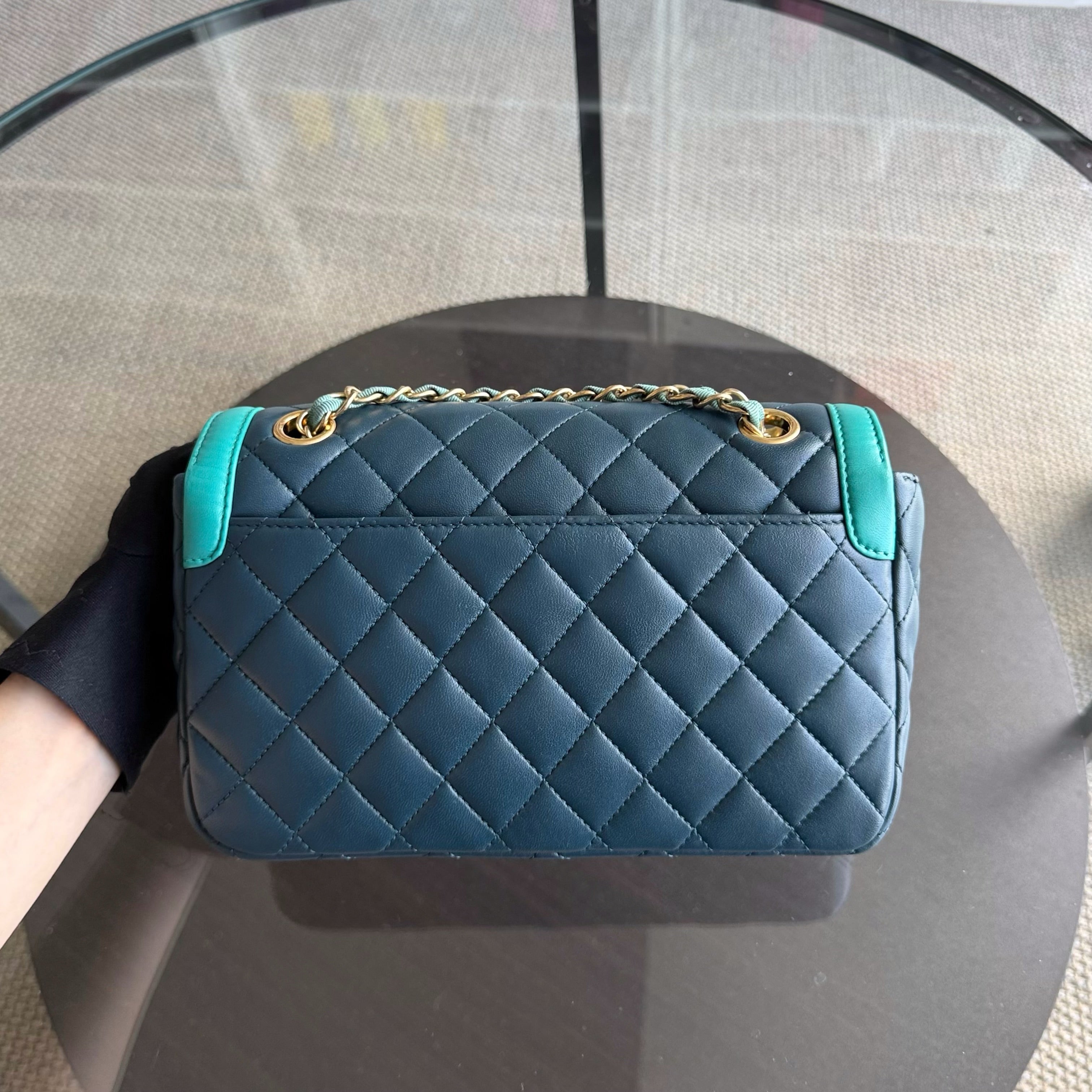 Chanel Seasonal Two-tone Flap Small - Quilted Lambskin Pink Burgundy Gold Hardware Series 23