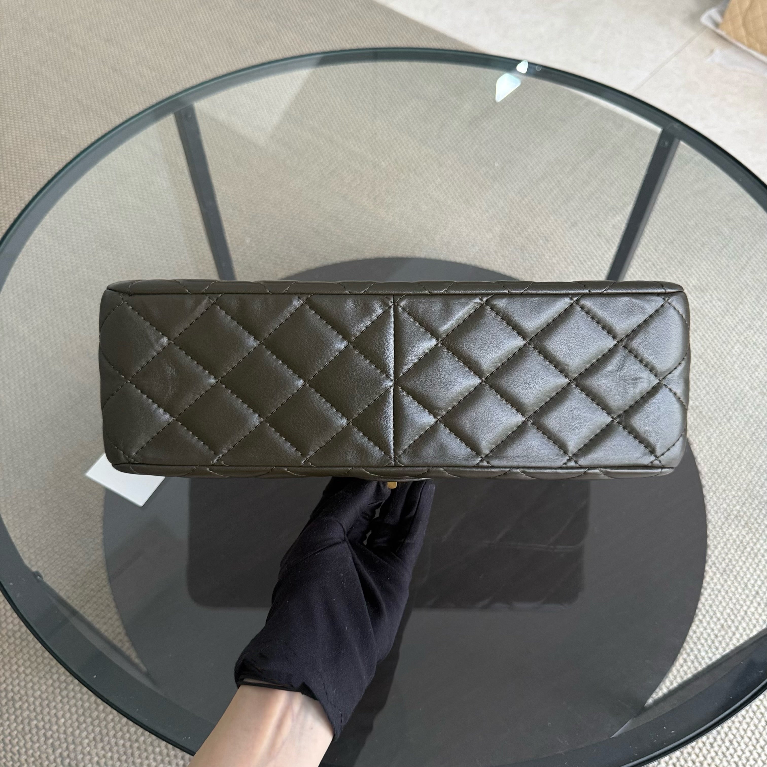 Chanel 2.55 Reissue 226 - Quilted Aged Calfskin Dark Army Green Gold Hardware Series 13