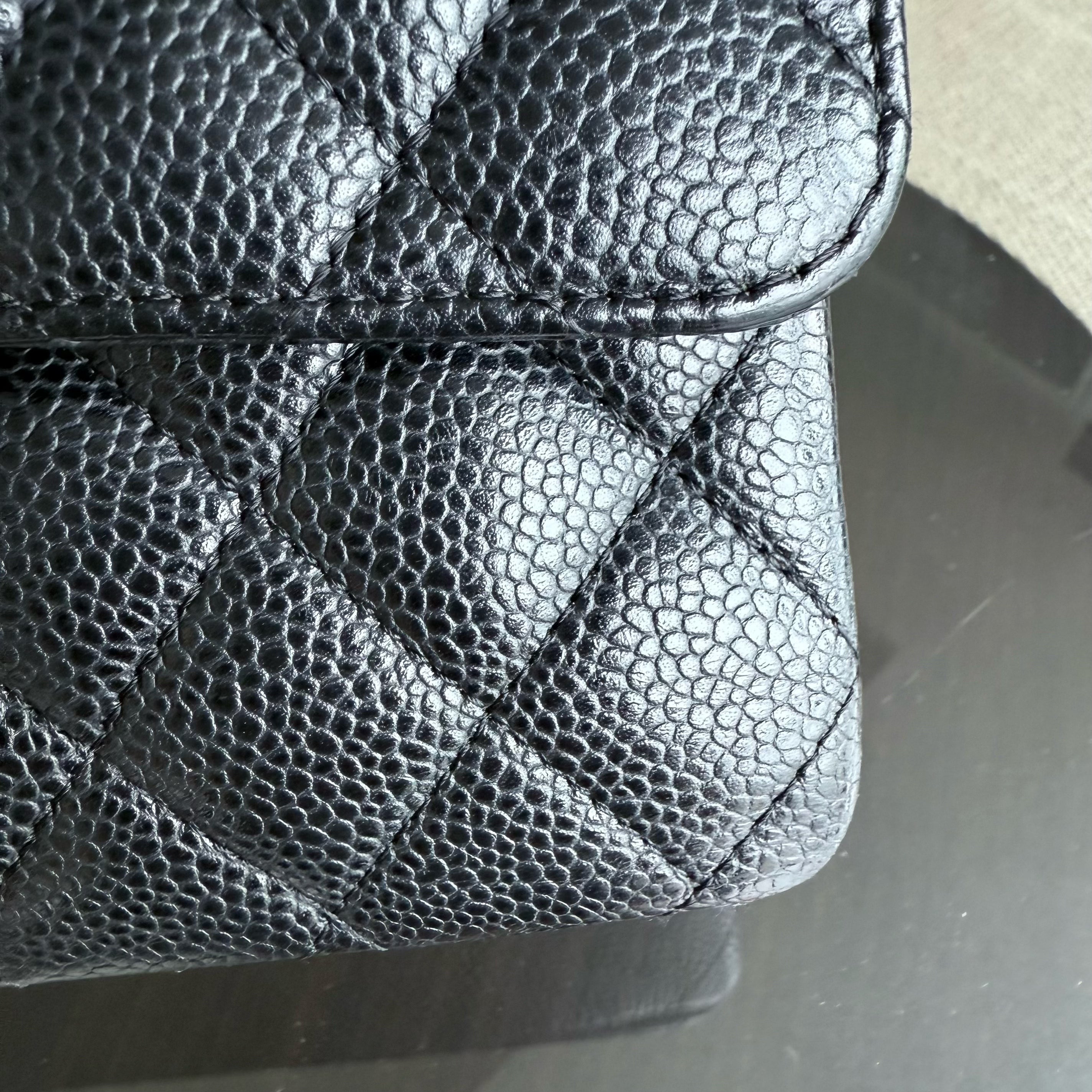 Chanel Classic Flap Medium - Caviar 25CM Quilted Black Silver Hardware Series 14