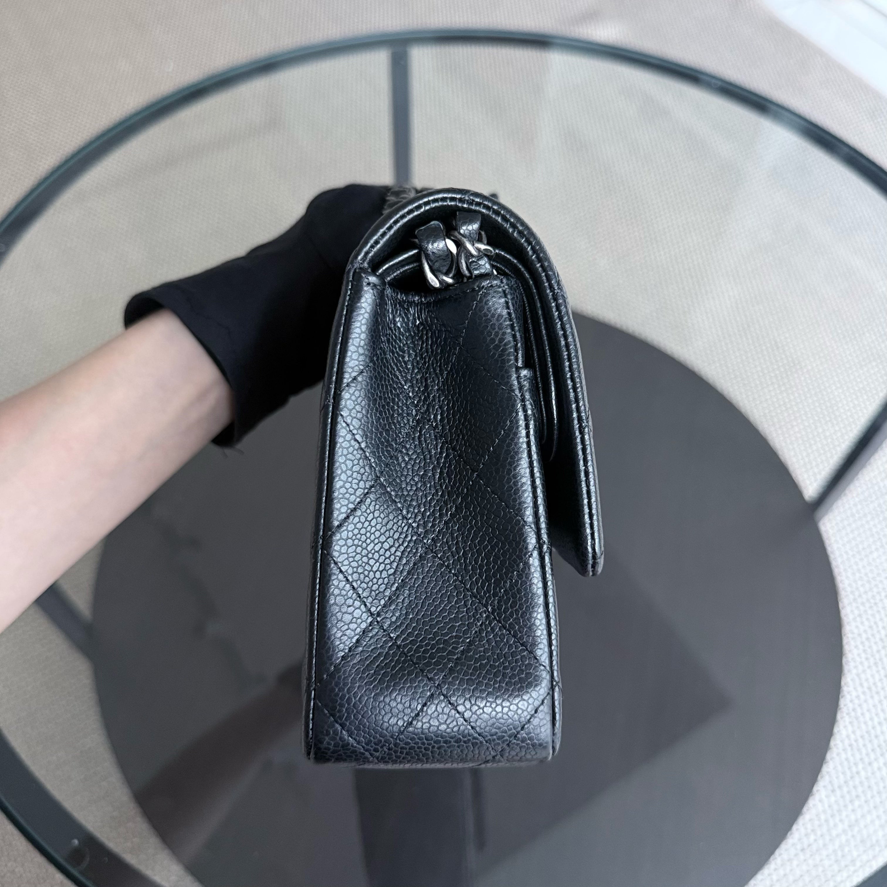 Chanel Classic Flap Medium - Caviar 25CM Quilted Black Ruthenium Silver Hardware Series 21