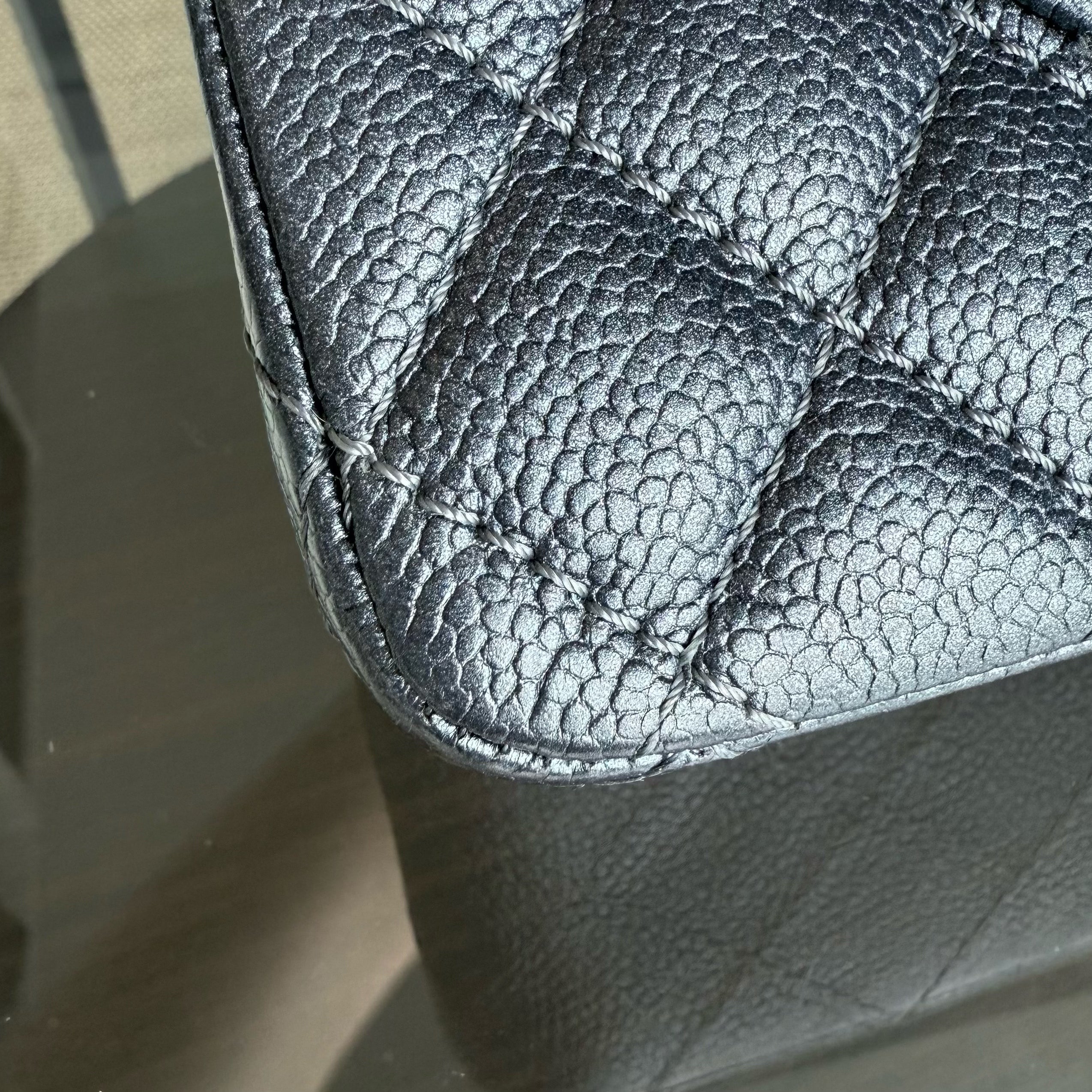 Chanel Classic Flap Medium - Caviar 25CM Quilted Grained Calfskin Iridescent Charcoal Dark Grey Gray Ruthenium Silver Hardware Series 20
