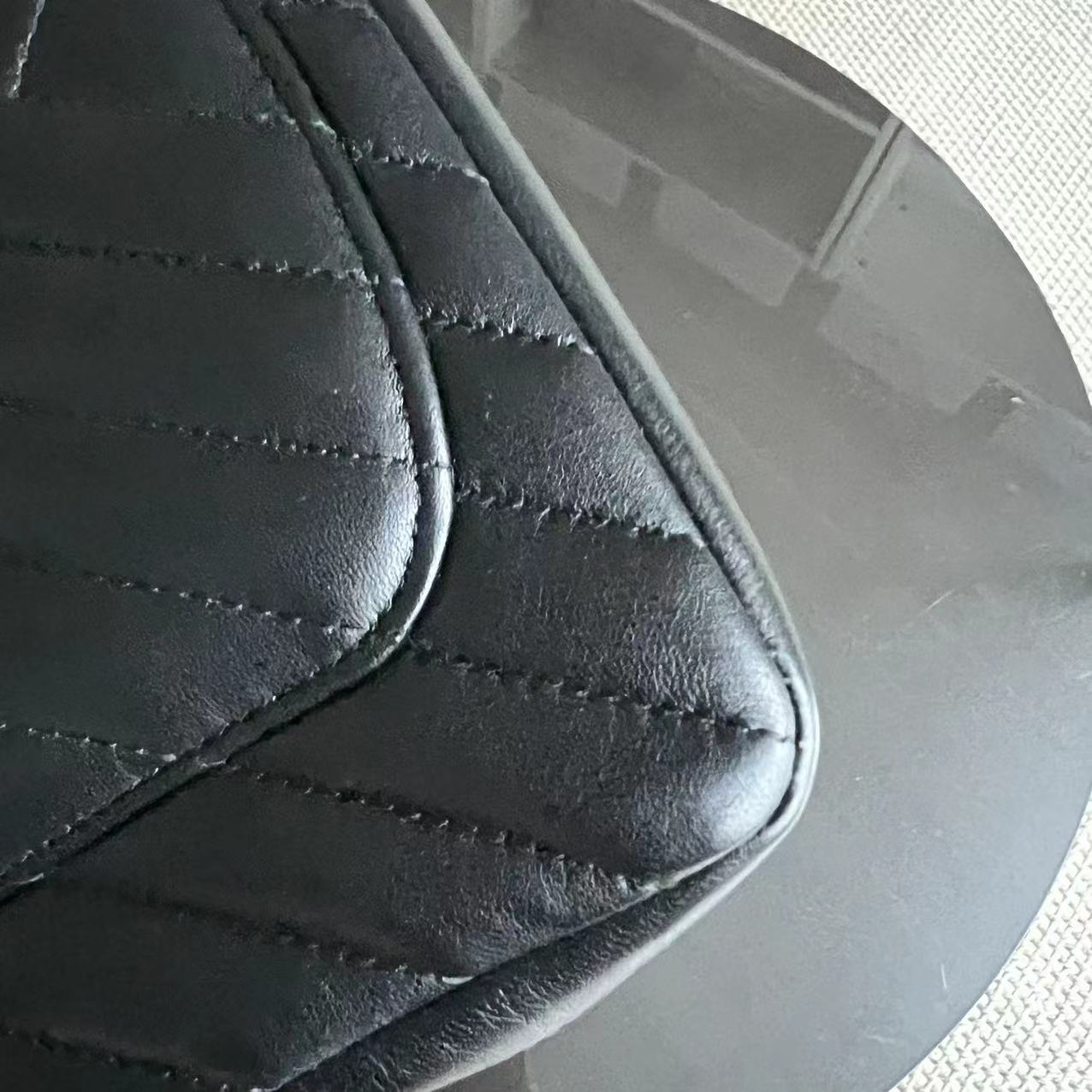 Mini Classic Flap 20CM Chevron Lambskin Black Golden Hardware Series 27