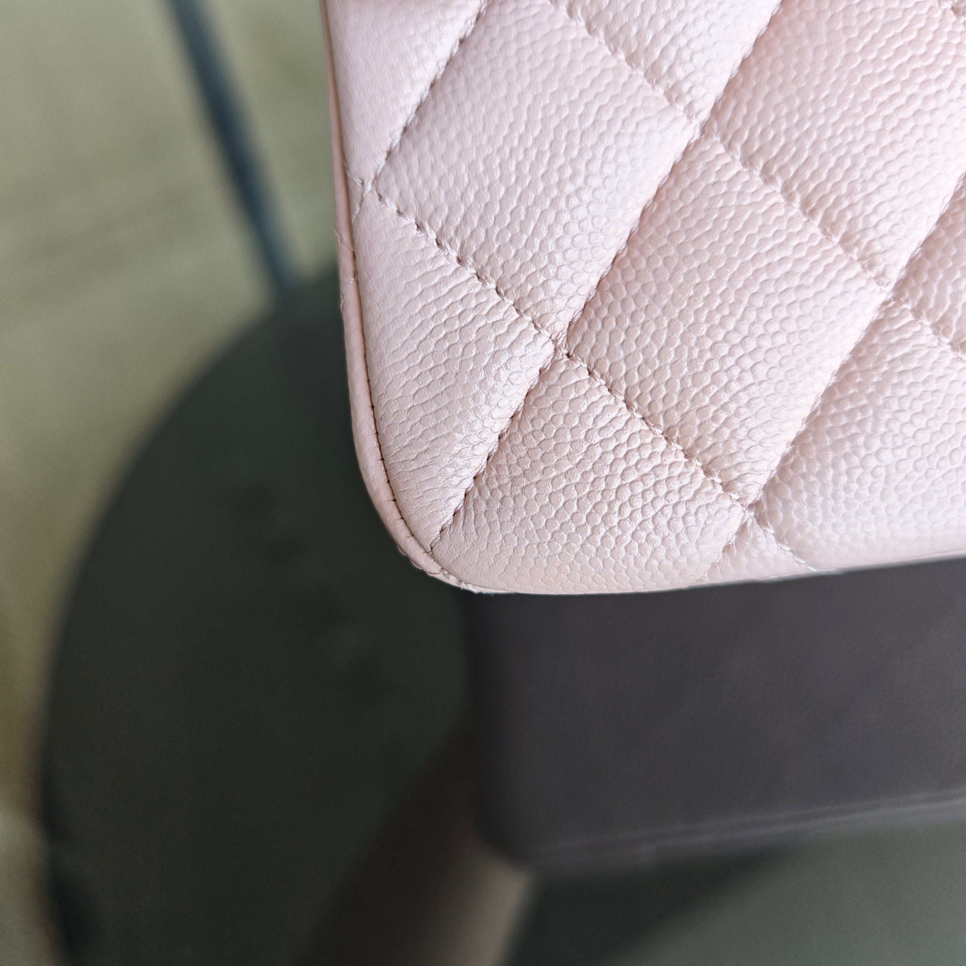 Chanel Classic Flap Small - Caviar 23CM Quilted Light Sakura Pink Gold Hardware 30