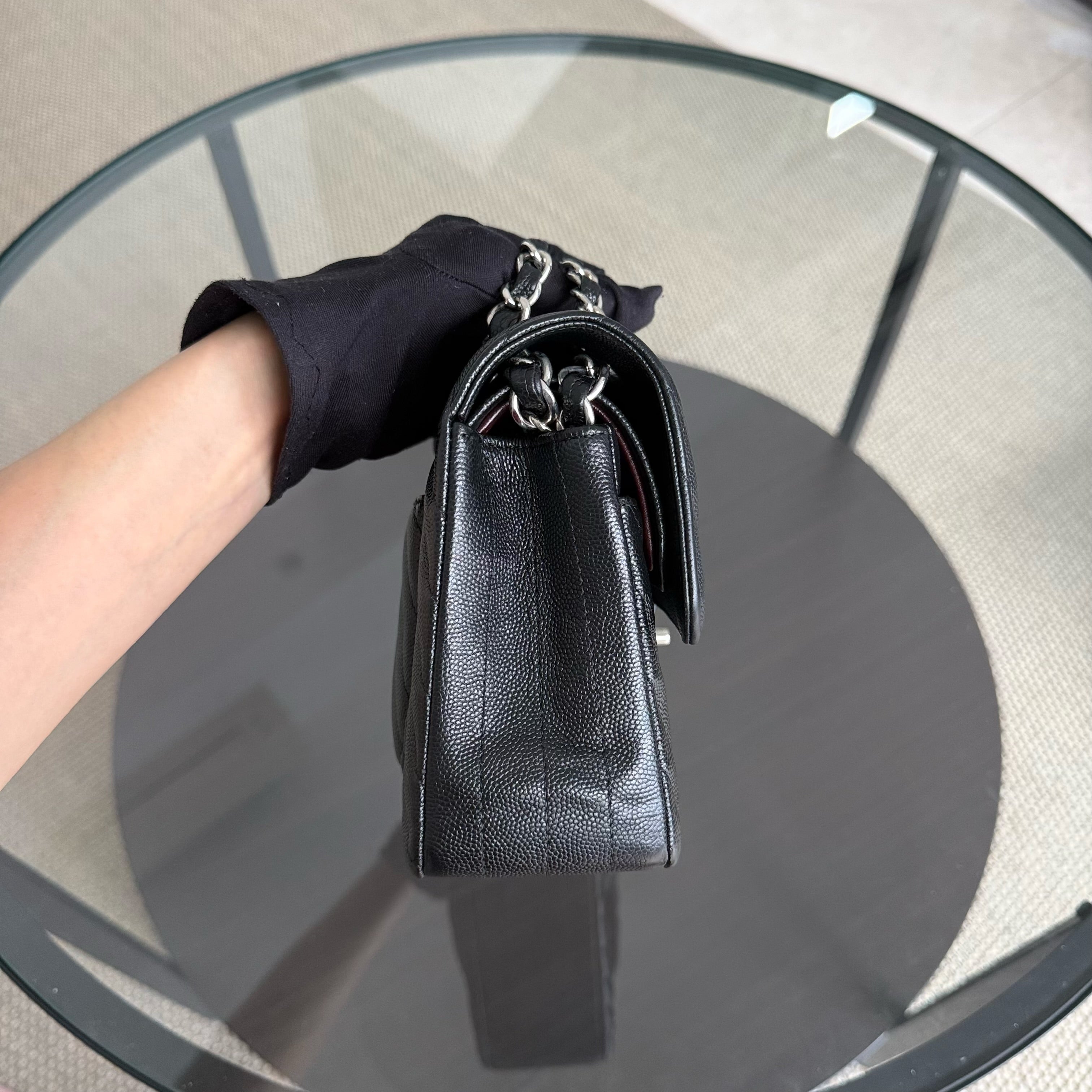 Chanel Classic Flap Small - Caviar 23CM Chevron Black Silver Hardware Series 25