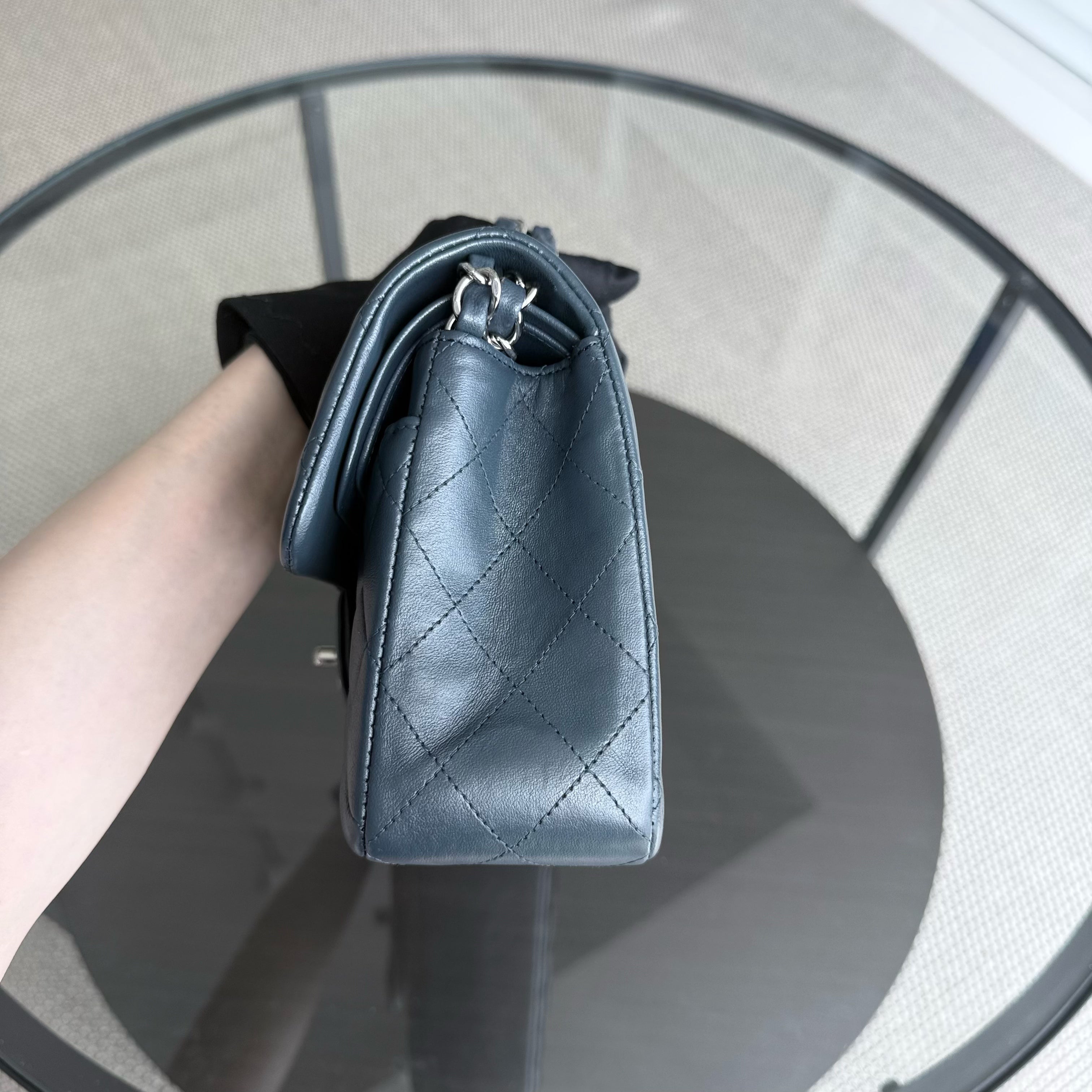 Chanel Classic Flap Small - Lambskin 23CM Quilted Dark Blue Silver Hardware Series 26
