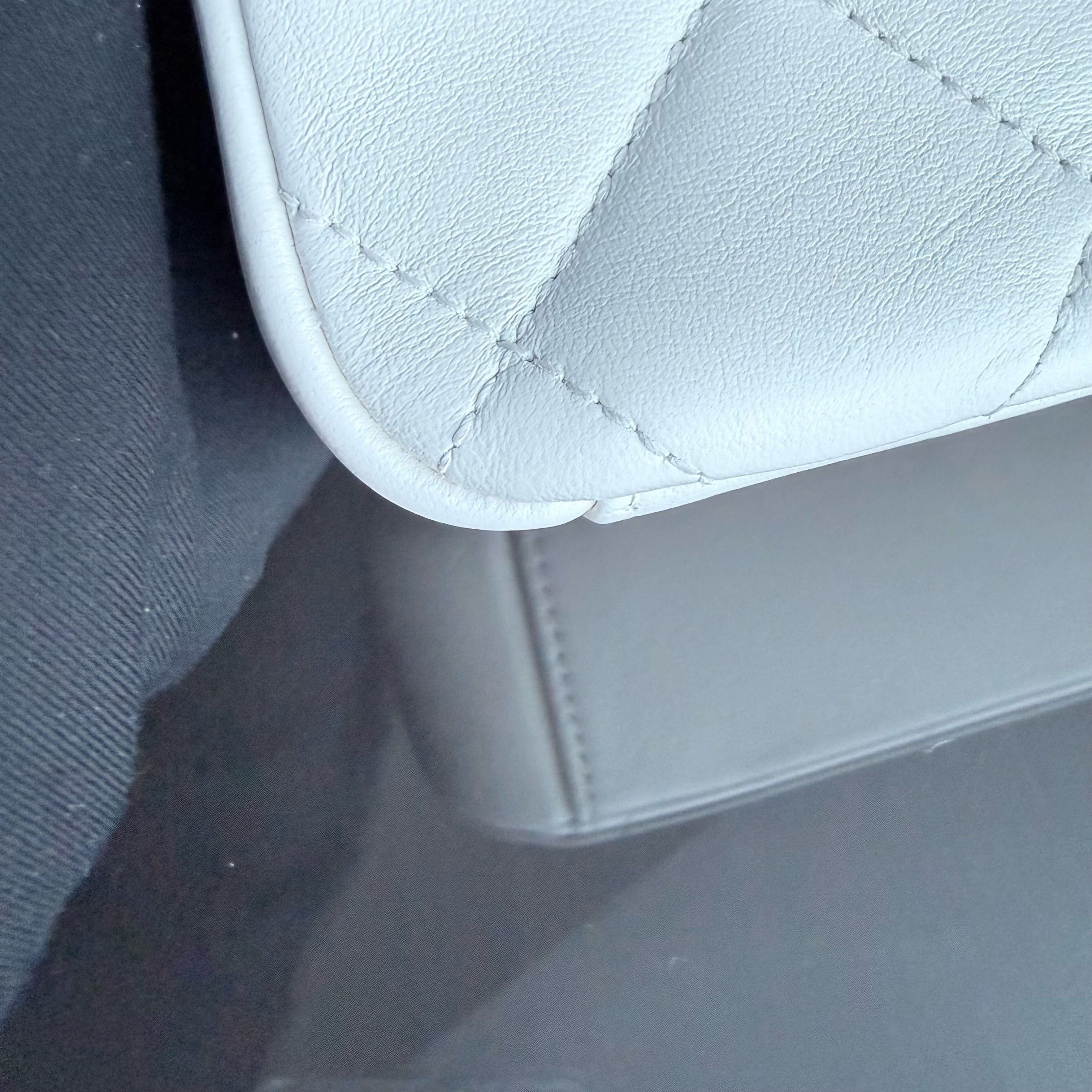 Chanel Classic Flap Mini Square - 17CM Quilted Lambskin White Gold Hardware Microchip