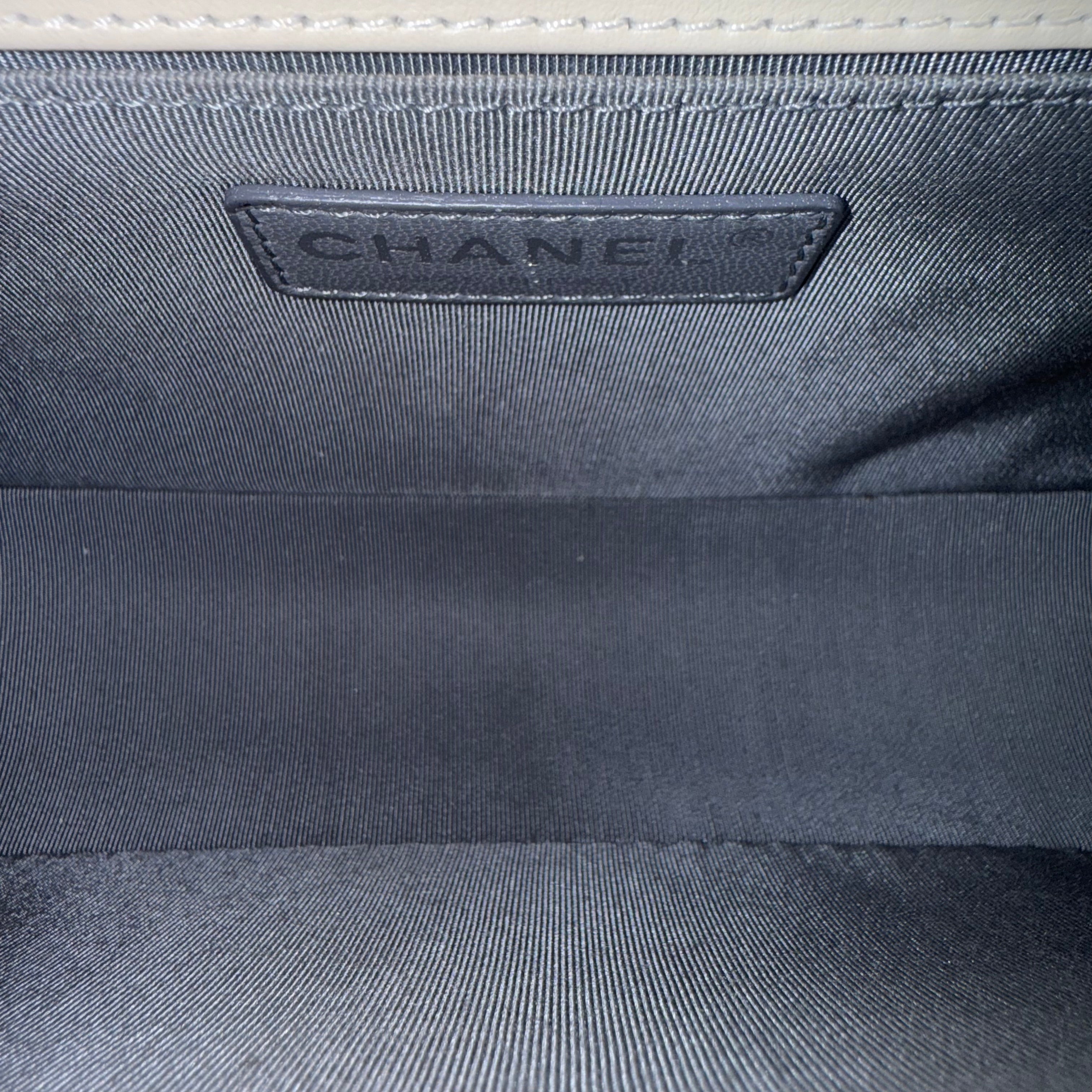 Chanel Boy Medium - 25CM Chevron Calfskin Cream White Ruthenium Silver Hardware Series 20