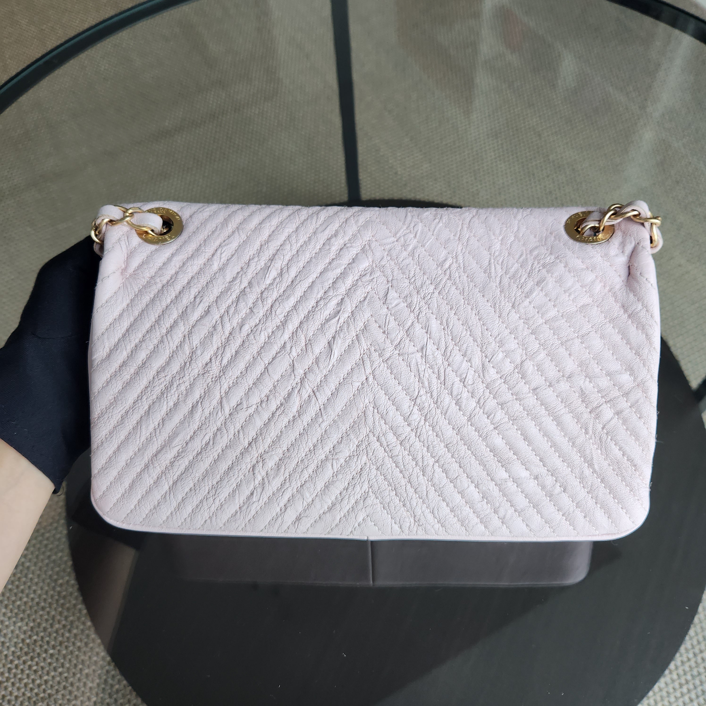 Chanel Seasonal Flap - Surpique Chevron Flap Calfskin Light Sakura Pink Gold Hardware Series 21