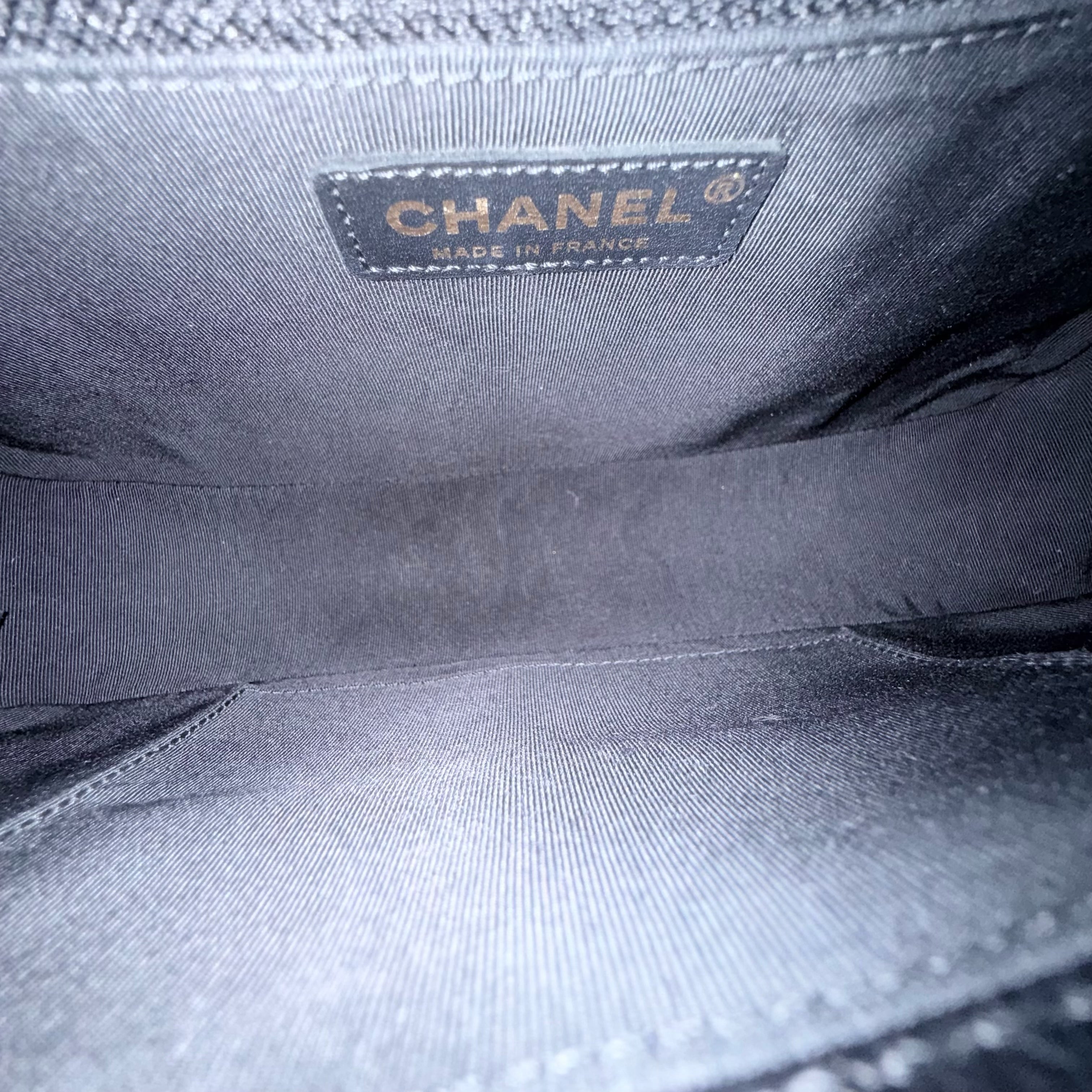 Chanel Boy Medium - Caviar 28CM New Medium Quilted Black Gold Hardware Series 19
