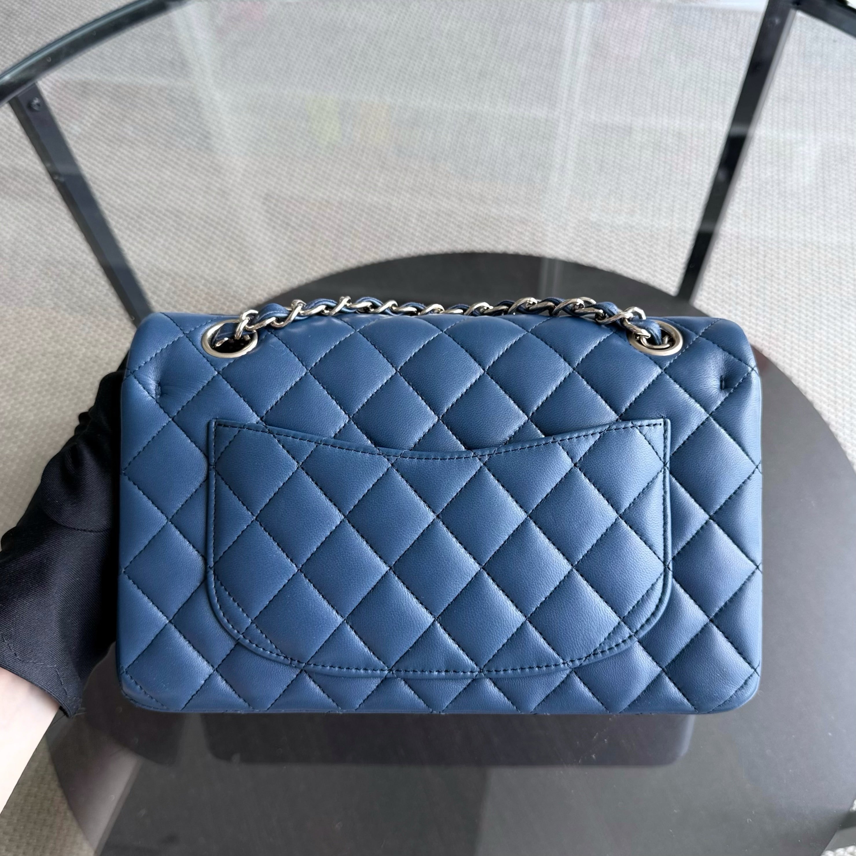 Chanel Classic Flap Small - Lambskin 23CM Dark Blue Gold Hardware Series 25