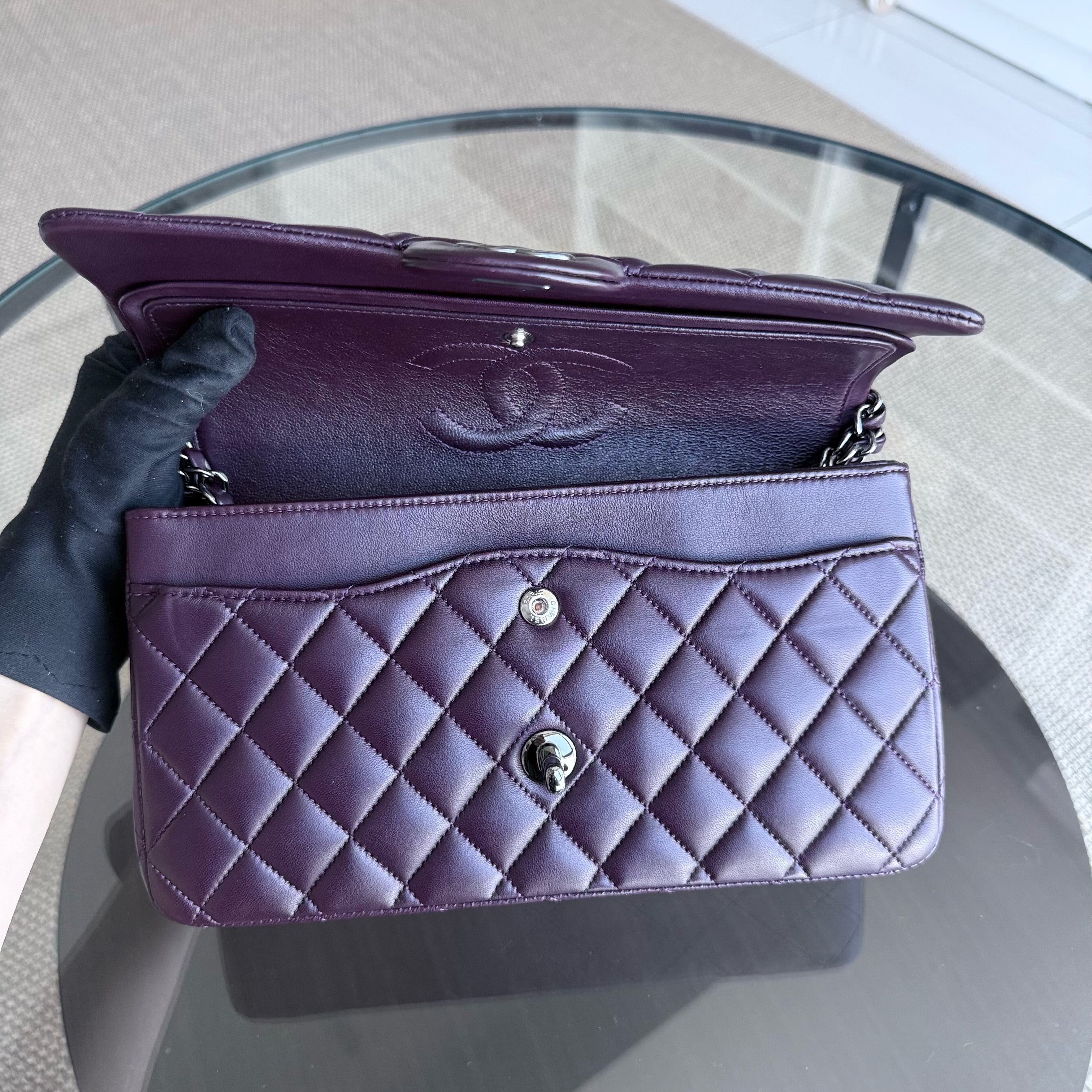 Chanel Classic Flap Medium - 25CM Quilted Lambskin Purple Black Hardware Series 15
