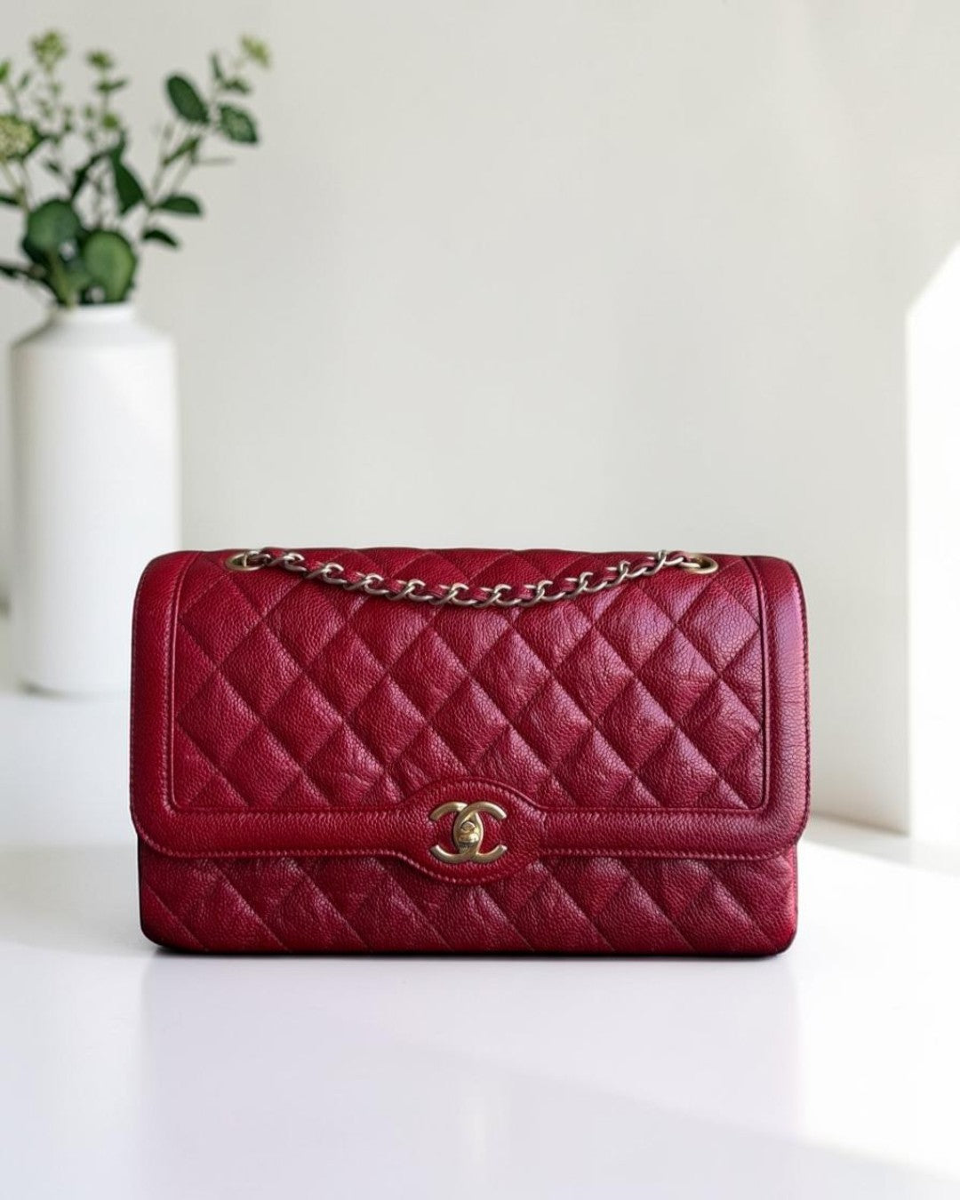 Chanel Seasonal Two-tone Flap - Caviar Quilted Red Gold Hardware Series 21