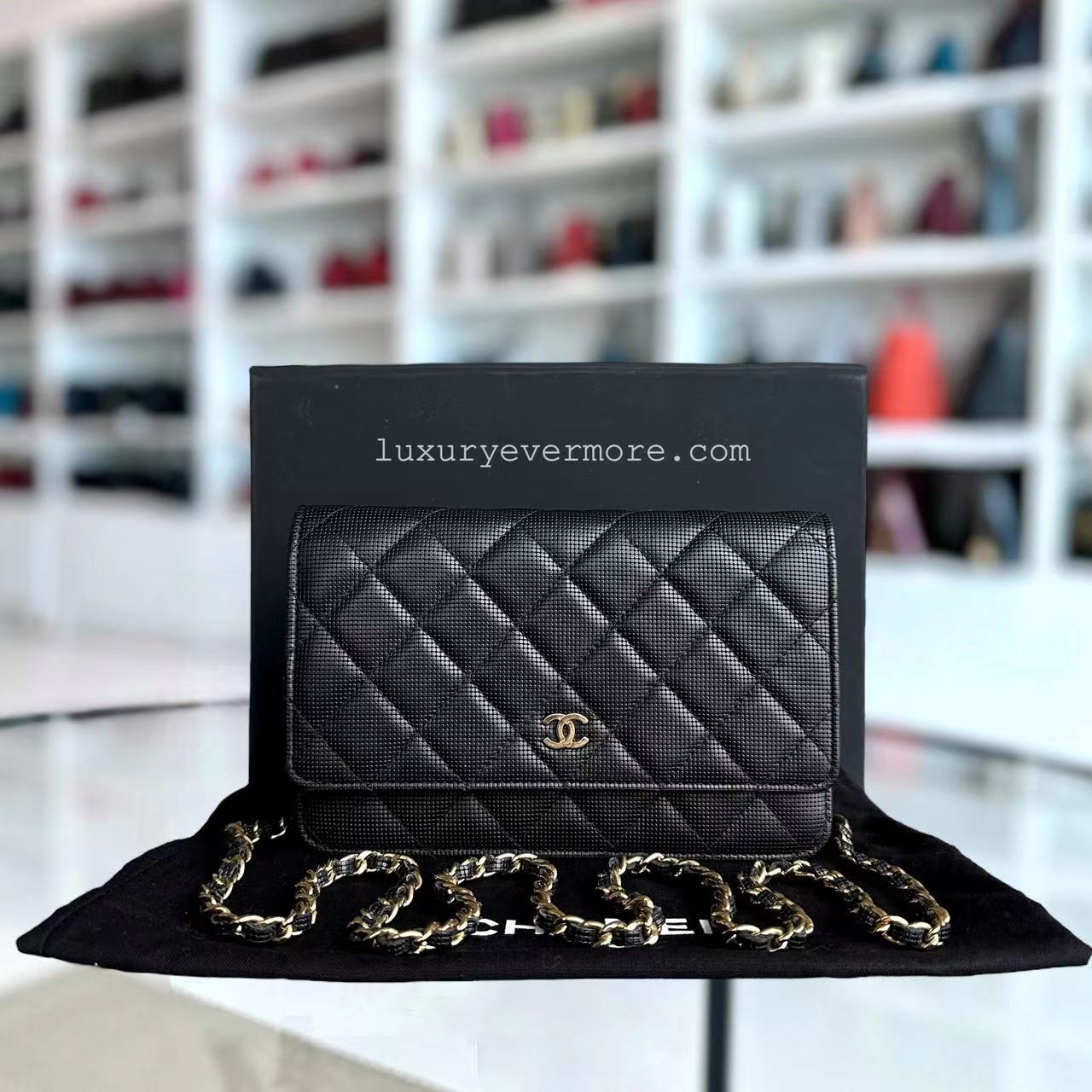 Chanel WOC Wallet On Chain - Pixelated Calfskin Black Golden Hardware Series 21