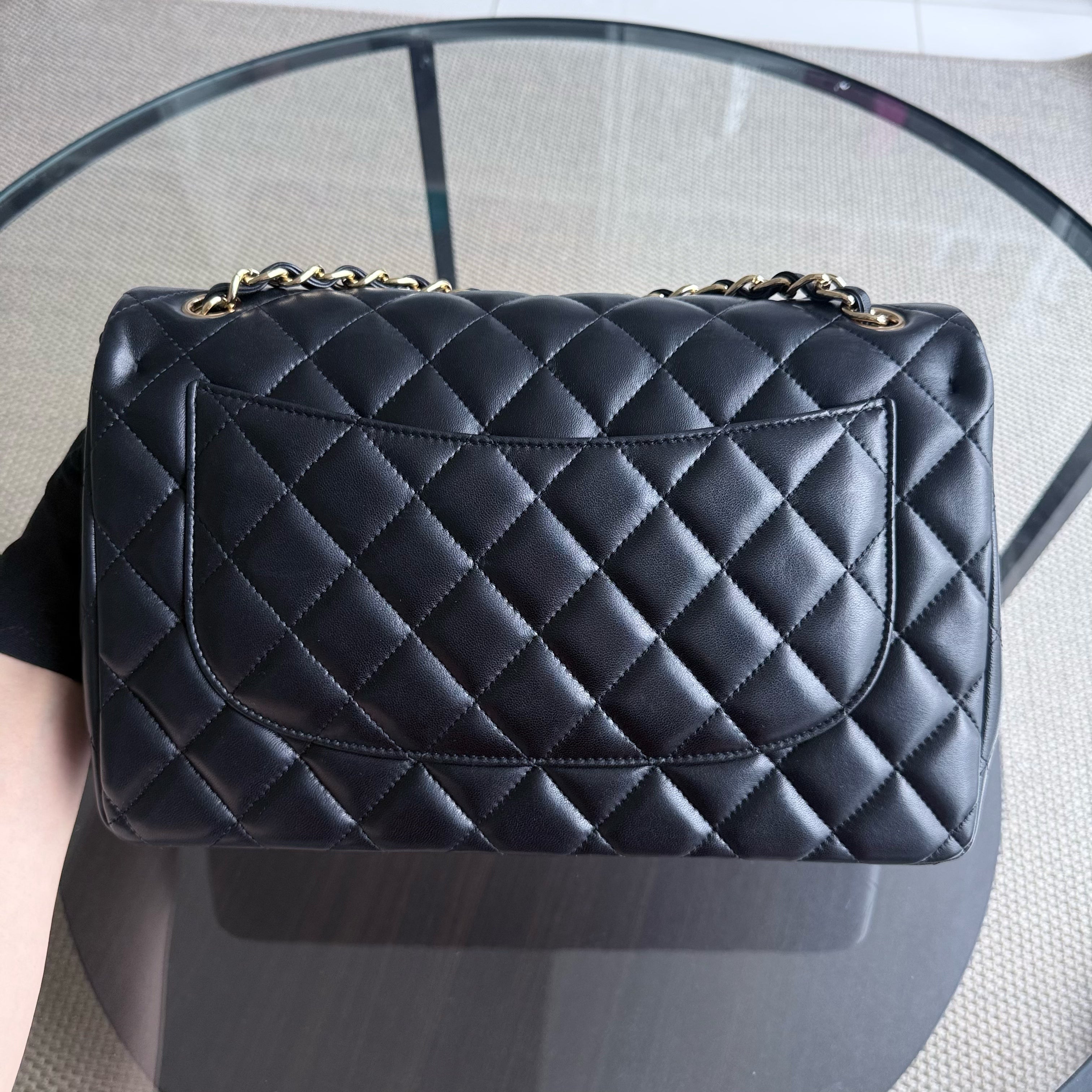 Chanel Classic Flap Jumbo - Double Flap 30CM Quilted Lambskin Black Gold Hardware Series 16