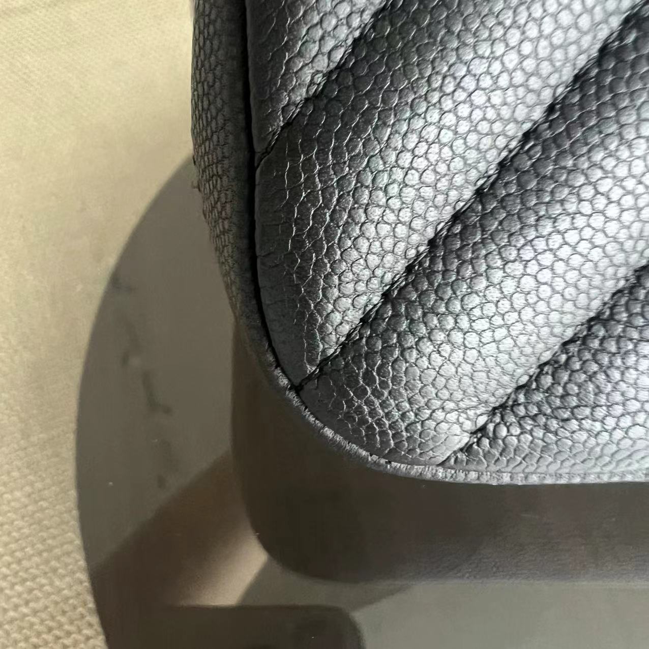 Chanel Classic Flap Medium - Caviar 25CM Chevron Grained Calfskin Black Golden Hardware Series 27