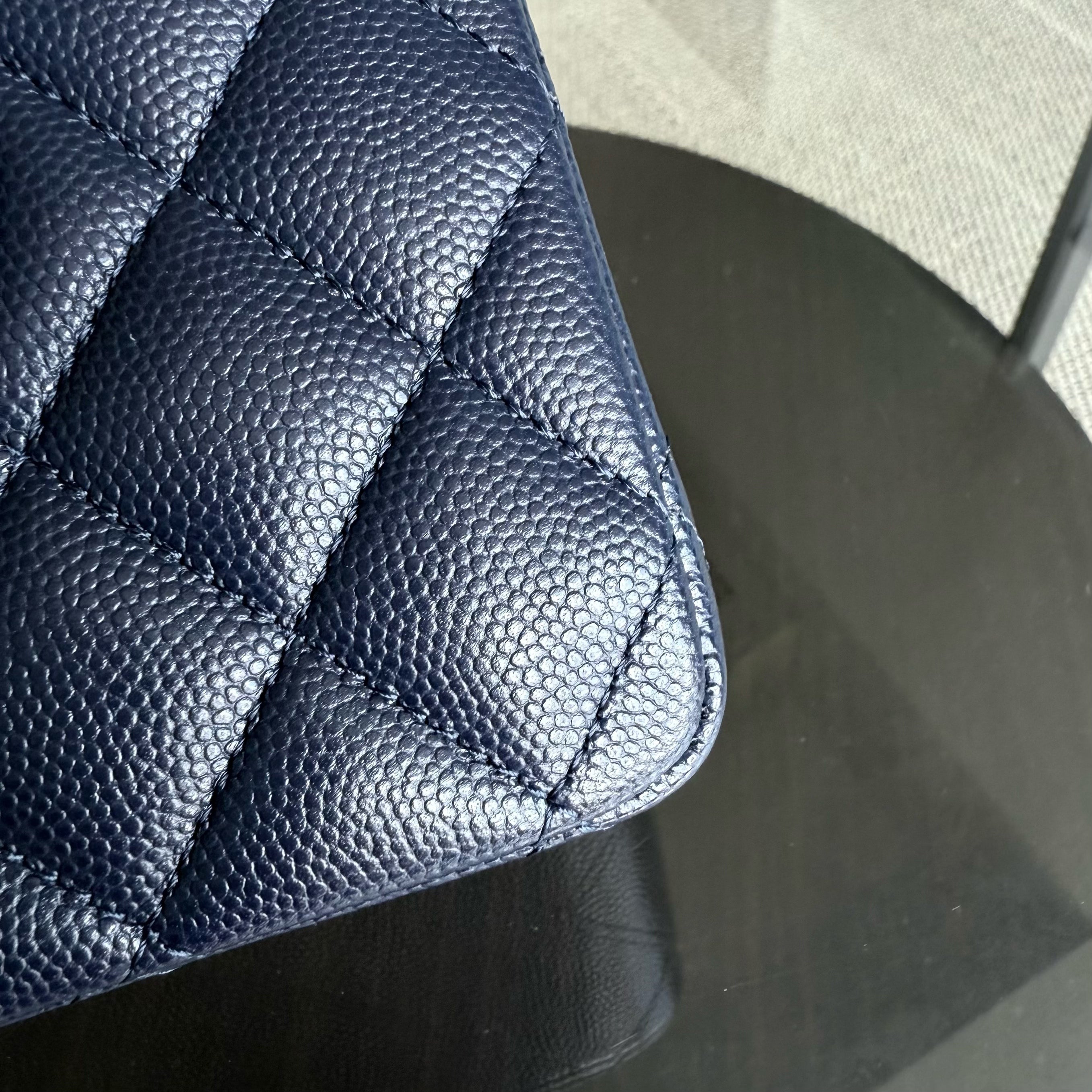 Chanel Classic Flap Medium - Caviar 25CM Quilted Midnight Blue Gold Hardware Series 31