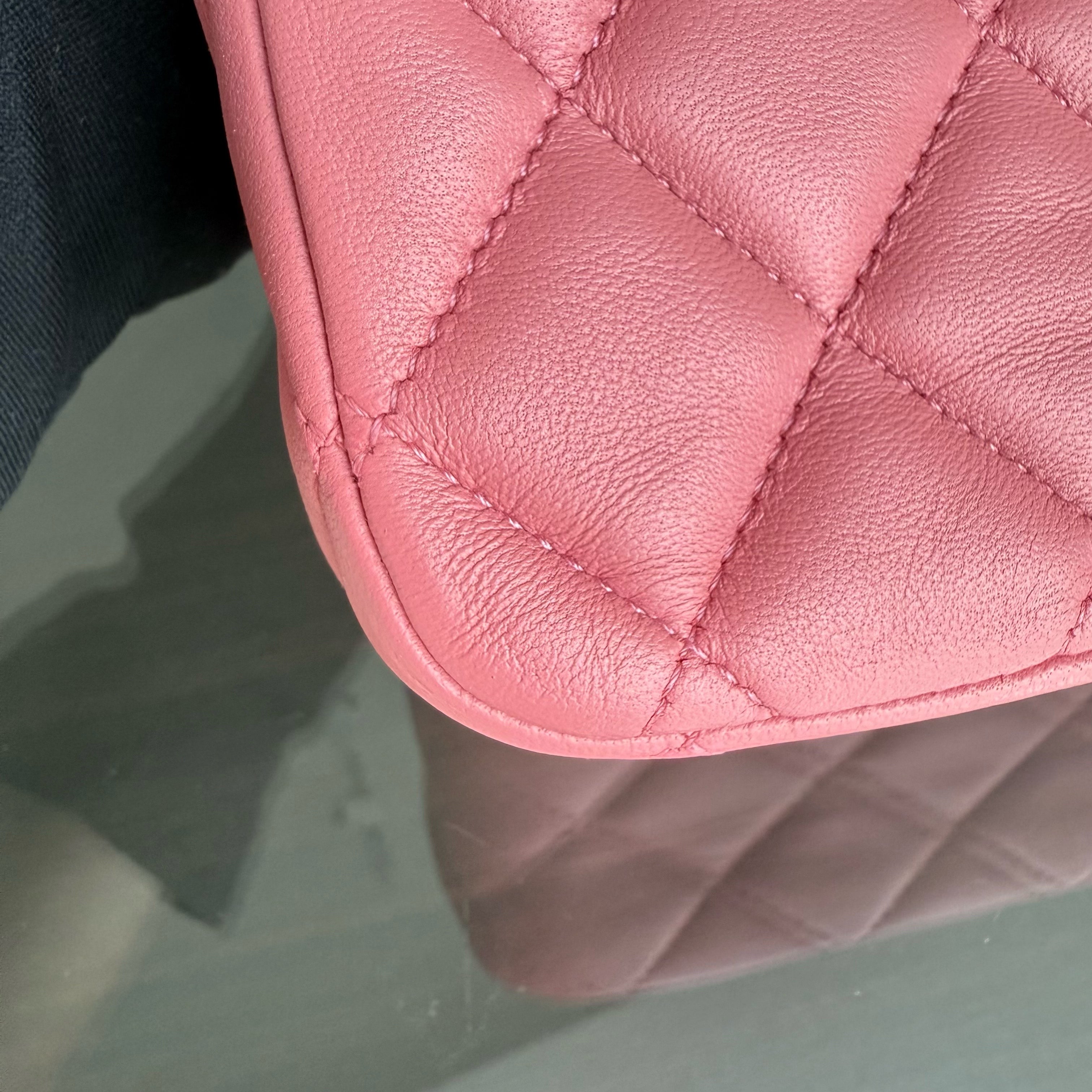 Chanel Classic Flap Medium Valentine Edition - 25CM Quilted Lambskin Sakura Pink Gold Hardware Series 19