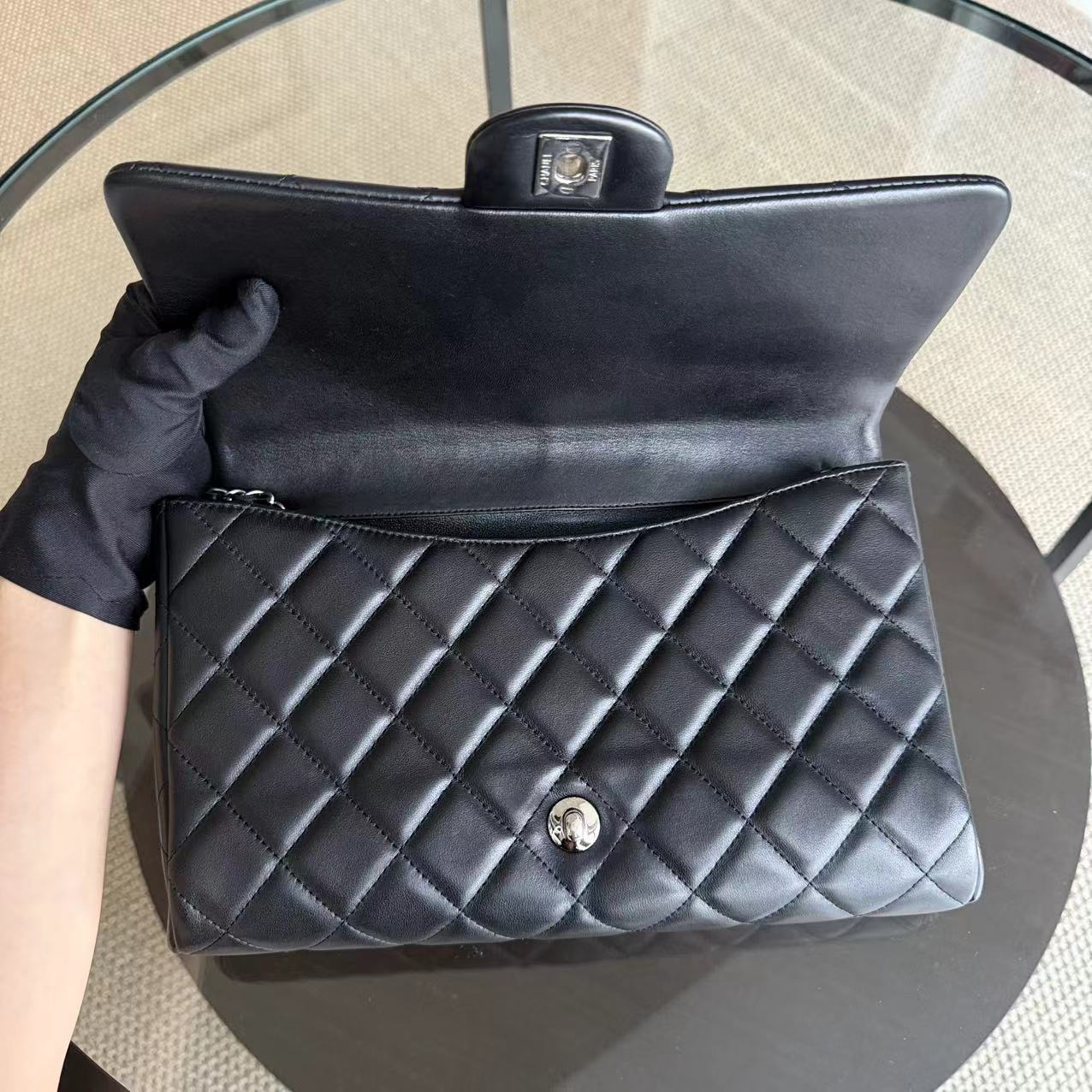 Chanel Timeless Flap - Single Flap Clutch Quilted Lambskin Black Silver Hardware Series 17