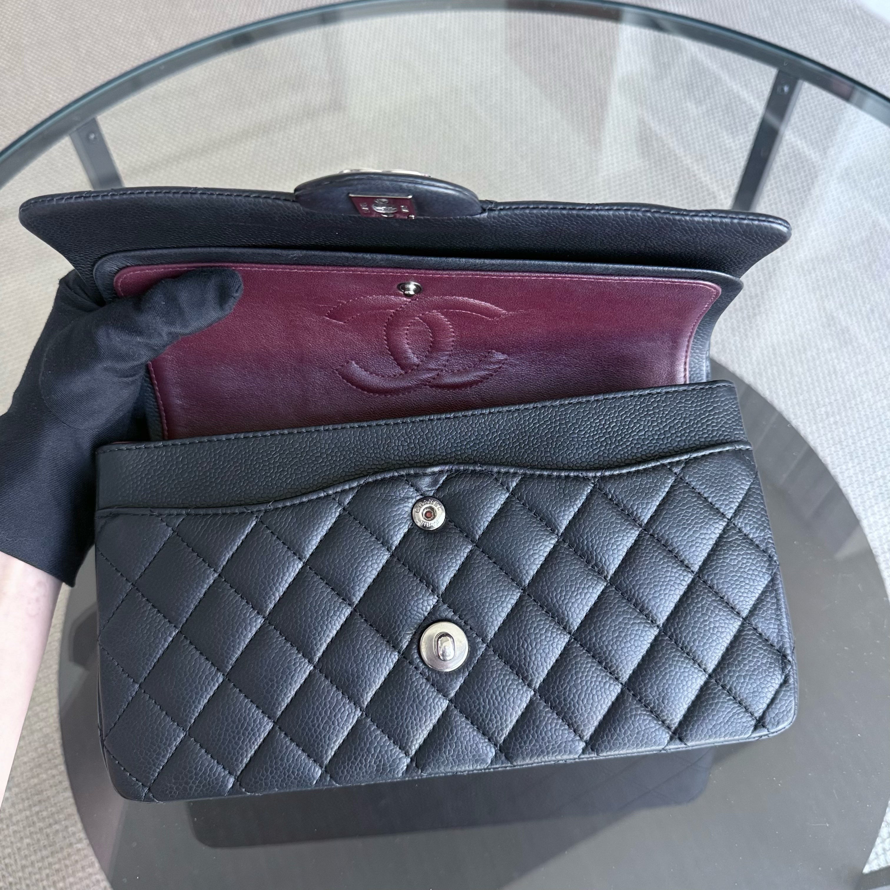 Chanel Classic Flap Medium - Caviar 25CM Quilted Black Silver Hardware Series 14