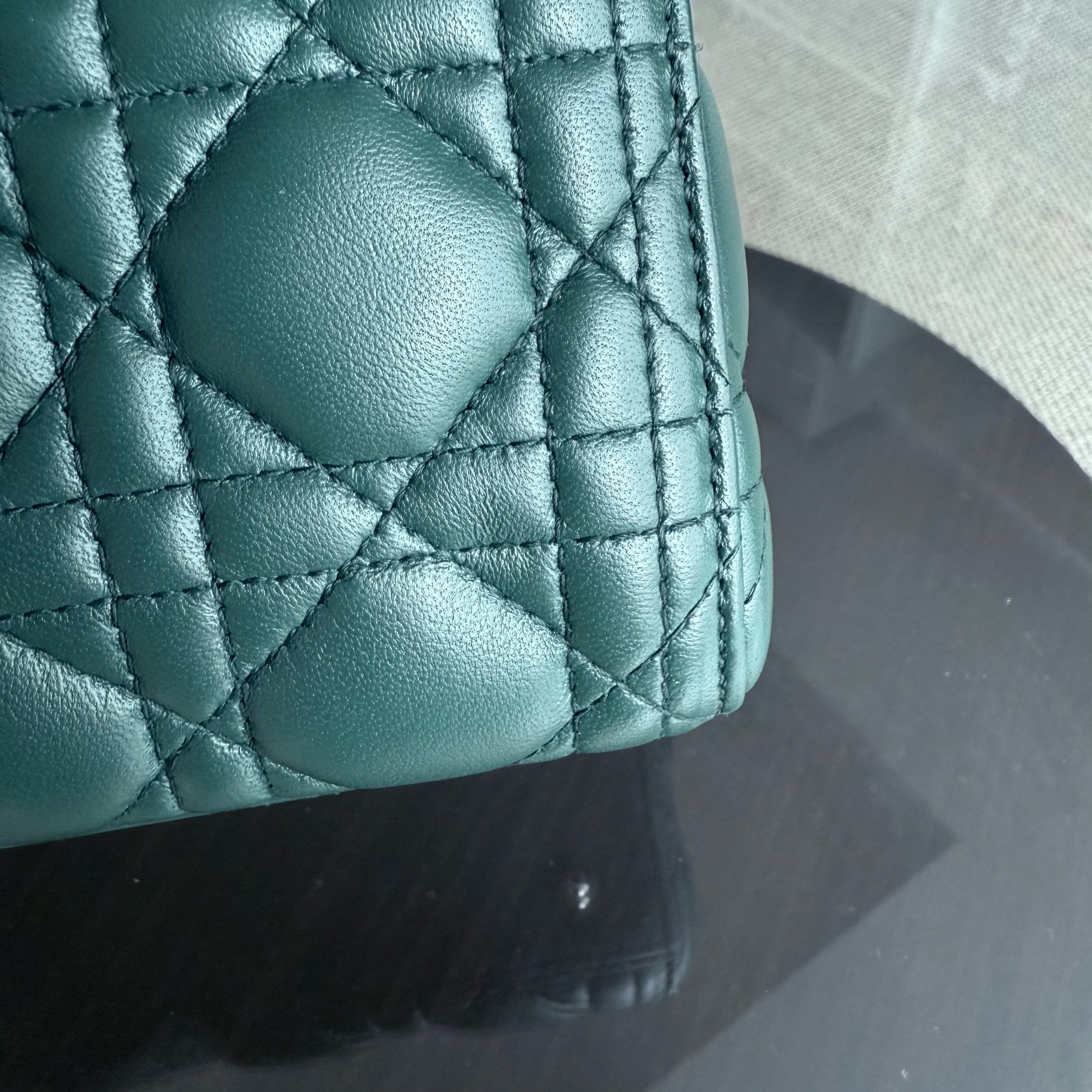 Dior Lady Medium - Cannage Lambskin Dark Green Silver Hardware
