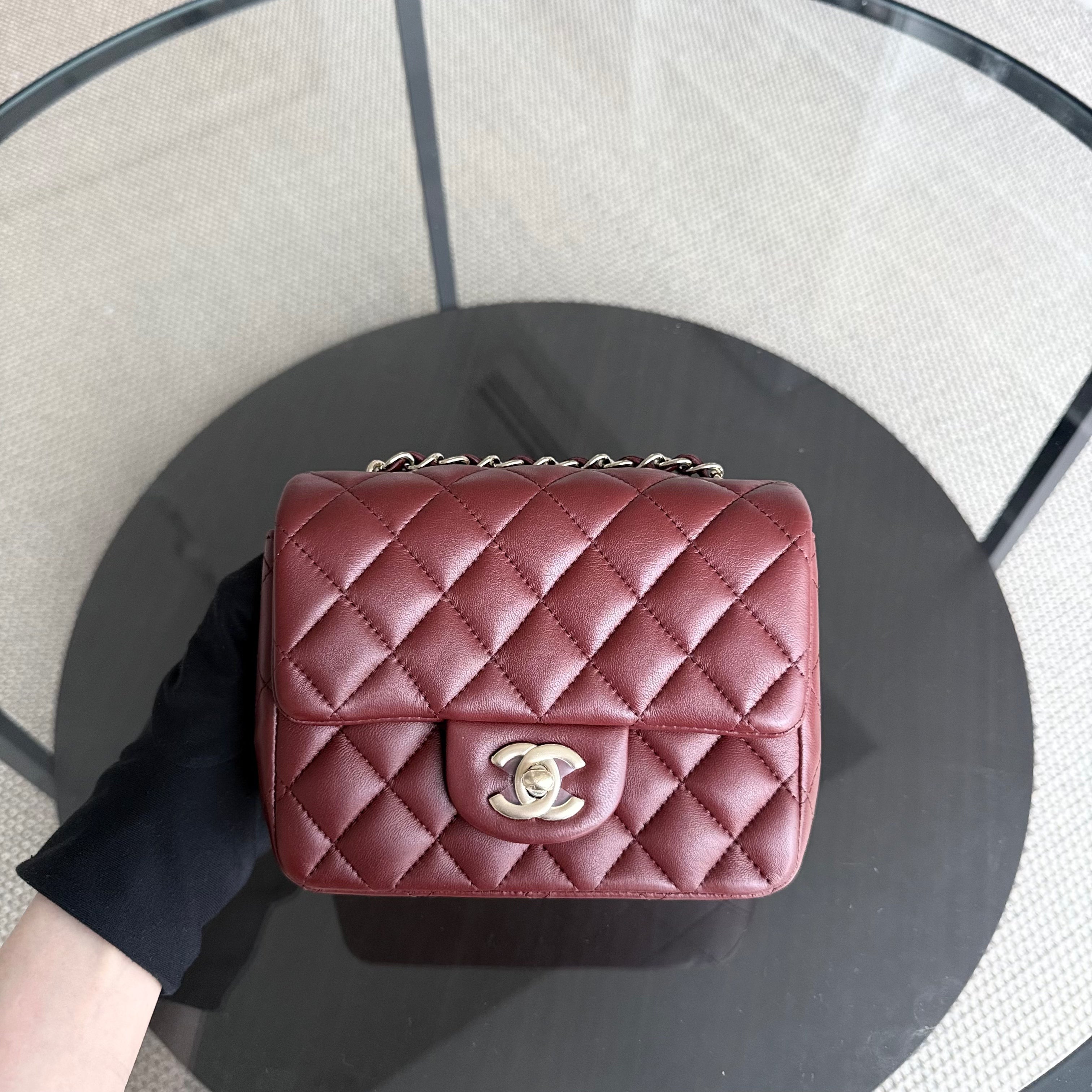 Chanel Classic Flap Mini Square - 17CM Quilted Lambskin Red Gold Hardware Series 24