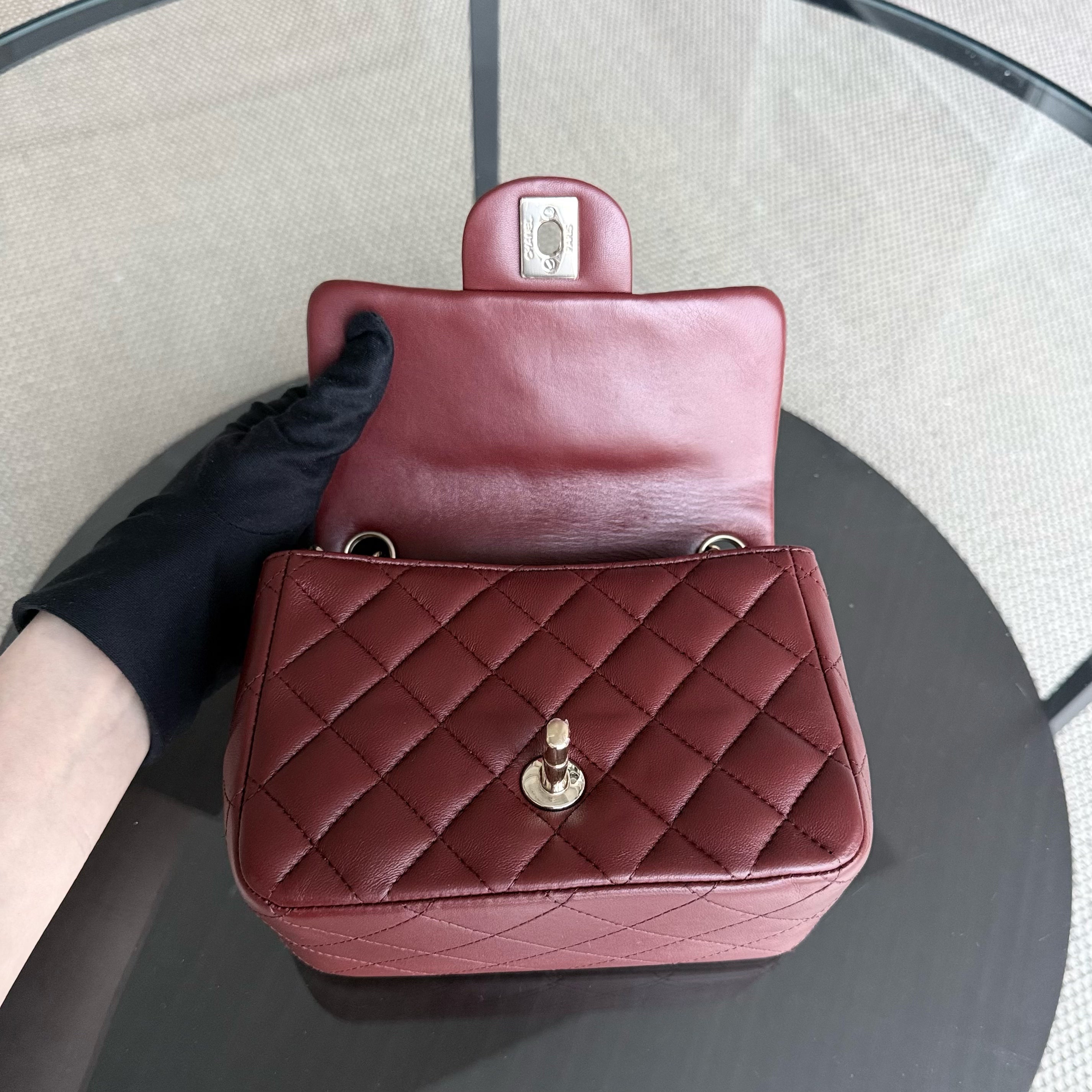 Chanel Classic Flap Mini Square - 17CM Quilted Lambskin Red Gold Hardware Series 24