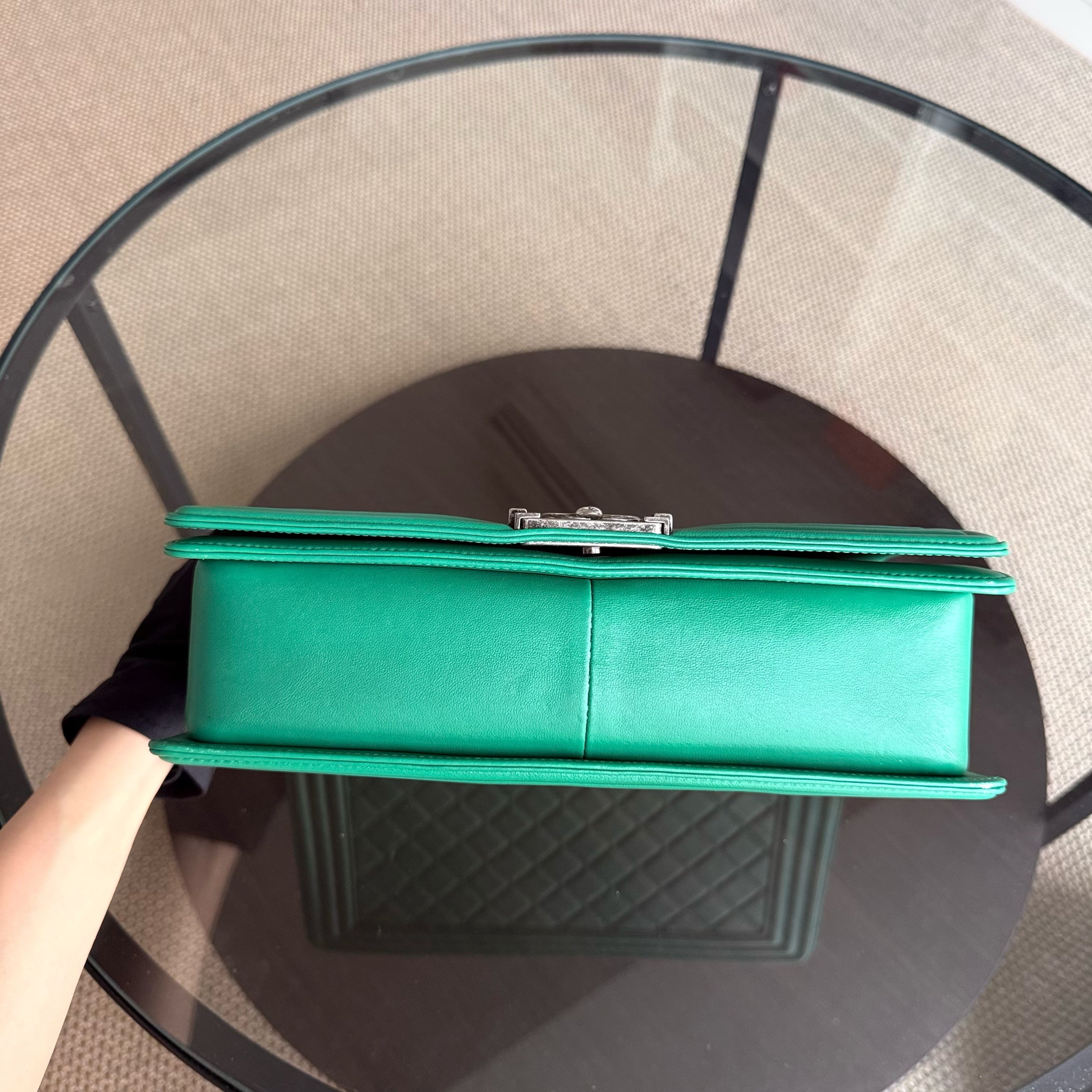 Chanel Boy New Medium - 28CM Quilted Lambskin Green Ruthenium Silver Hardware Series 23