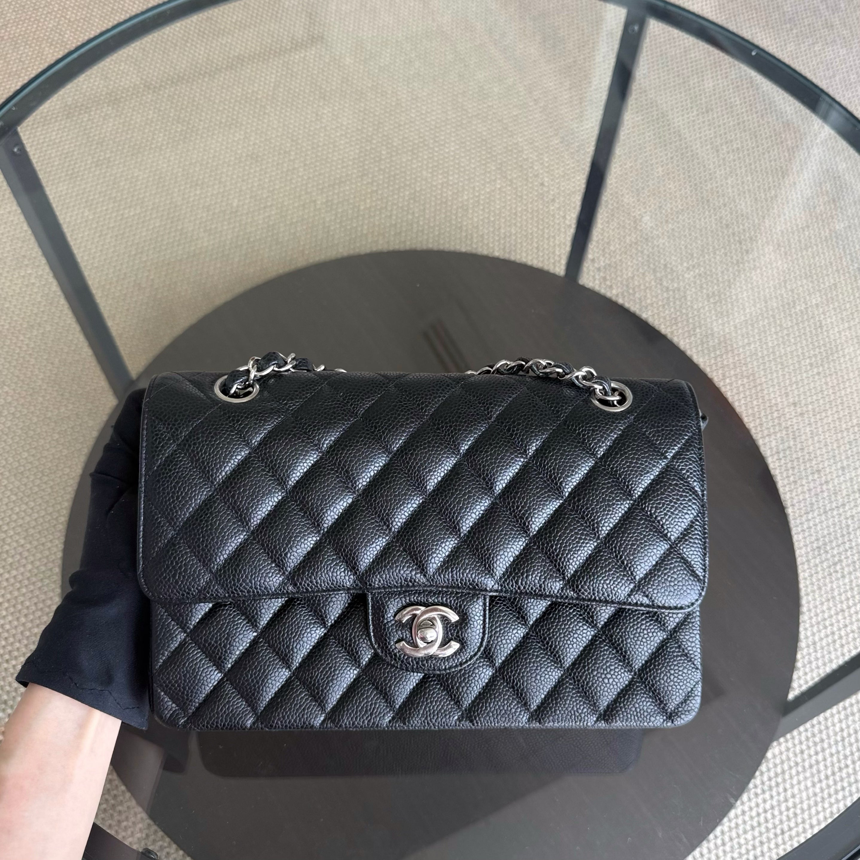 Chanel Classic Flap Medium - Caviar 25CM Quilted Grained Calfskin Black Silver Hardware Series 21