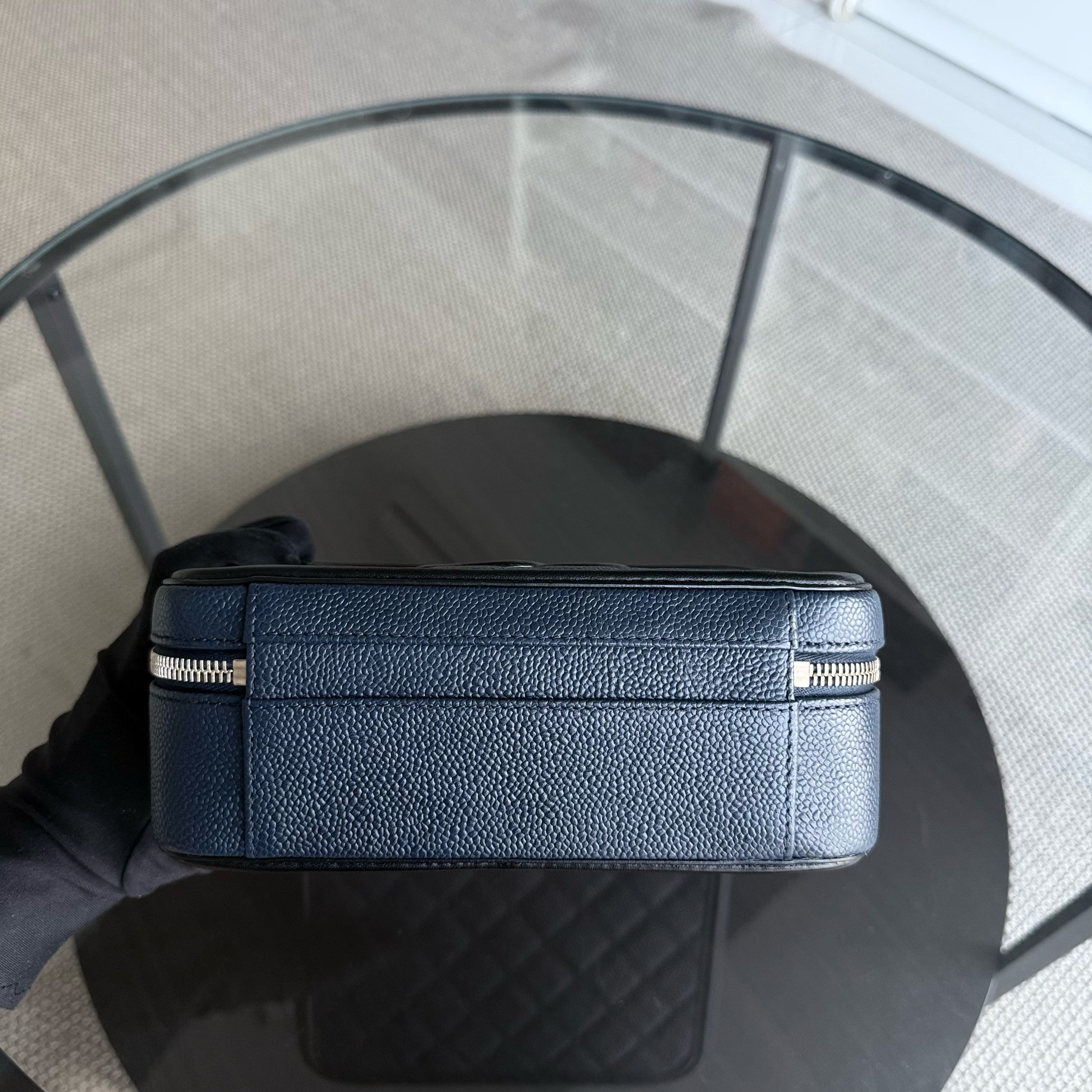 Chanel Filigree Vanity Case Medium - Caviar 21CM Grained Calfskin Dark Navy Blue Gold Hardware Series 23