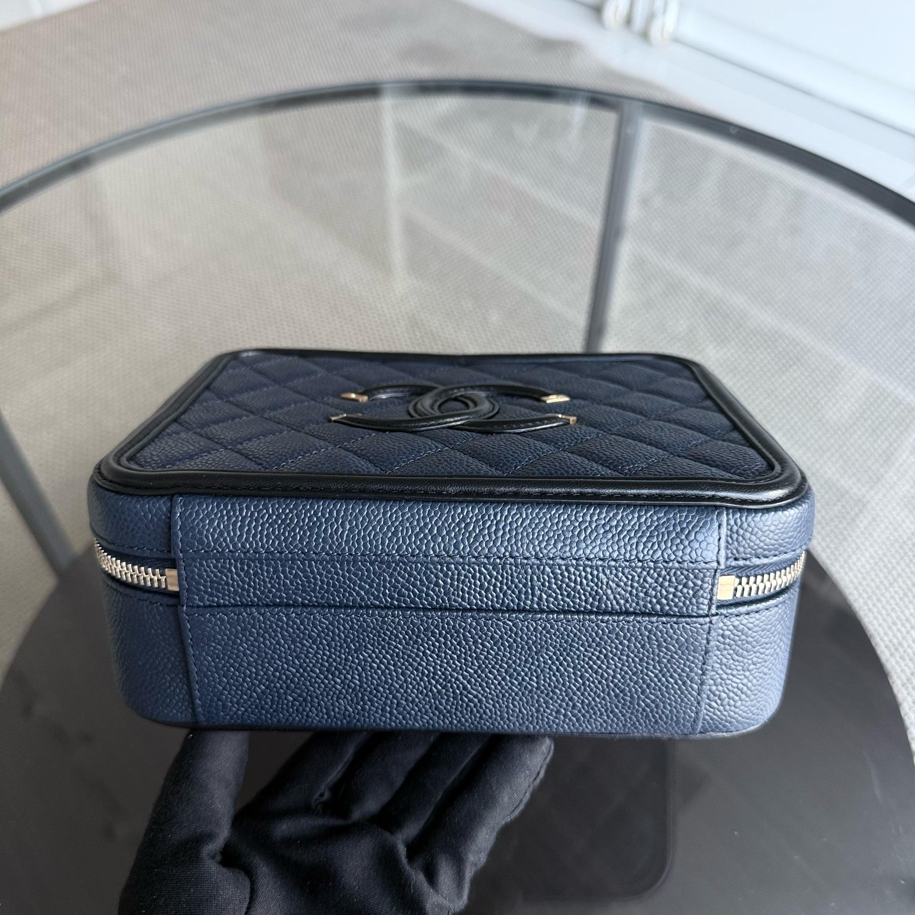 Chanel Filigree Vanity Case Medium - Caviar 21CM Grained Calfskin Dark Navy Blue Gold Hardware Series 23