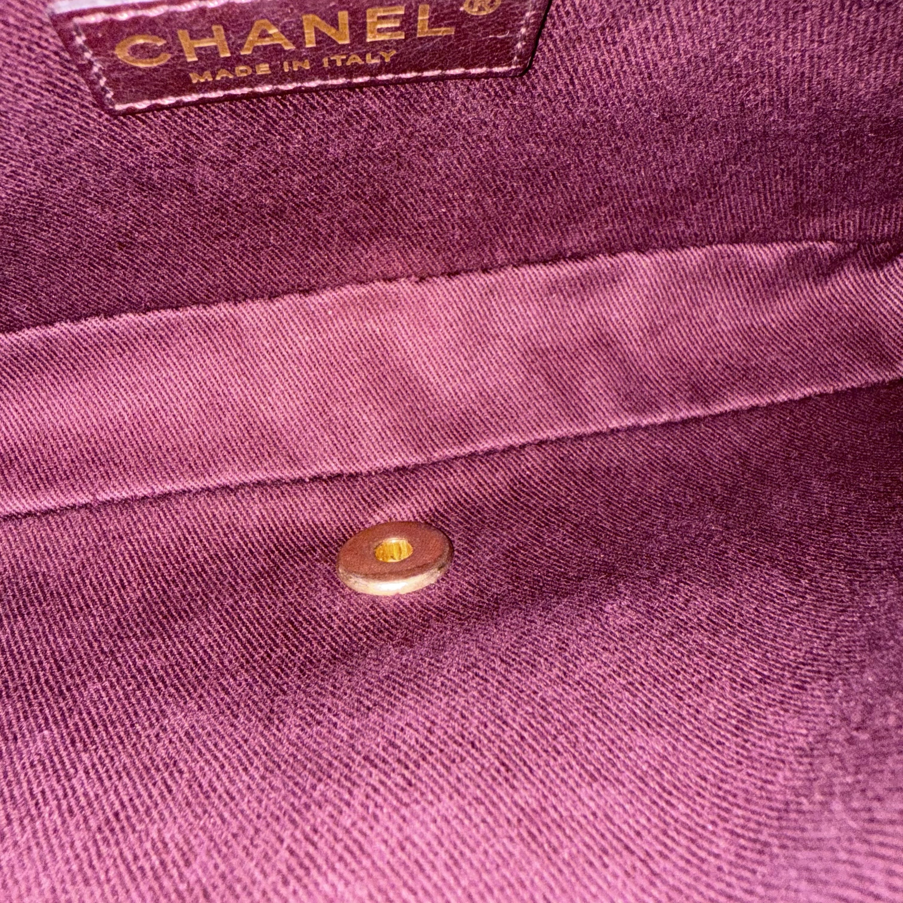 Chanel Seasonal Flap - Quilted Stitch Calfskin Zip Bag Black Gold Hardware Series 19