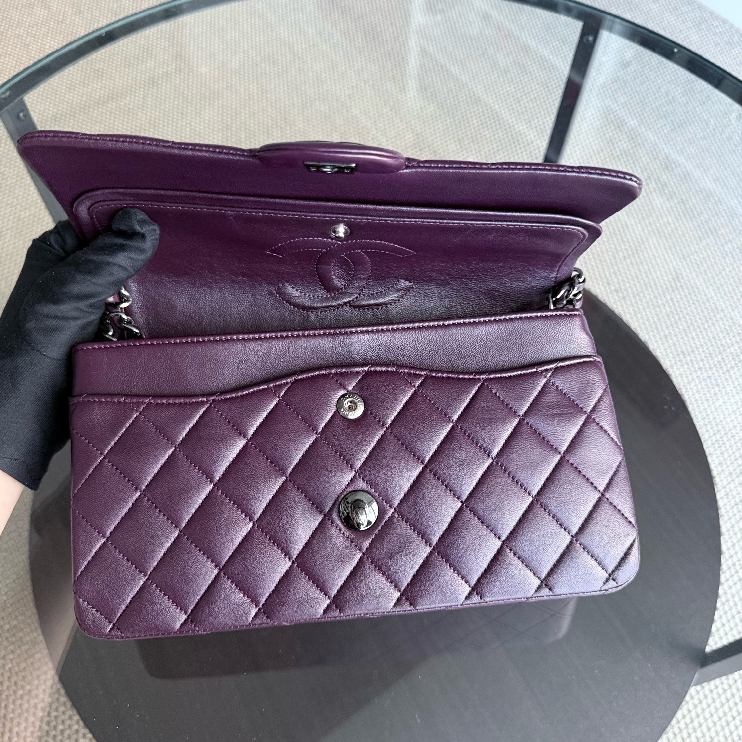 Chanel Classic Flap Medium - 25CM Quilted Lambskin Purple Black Hardware Series 15