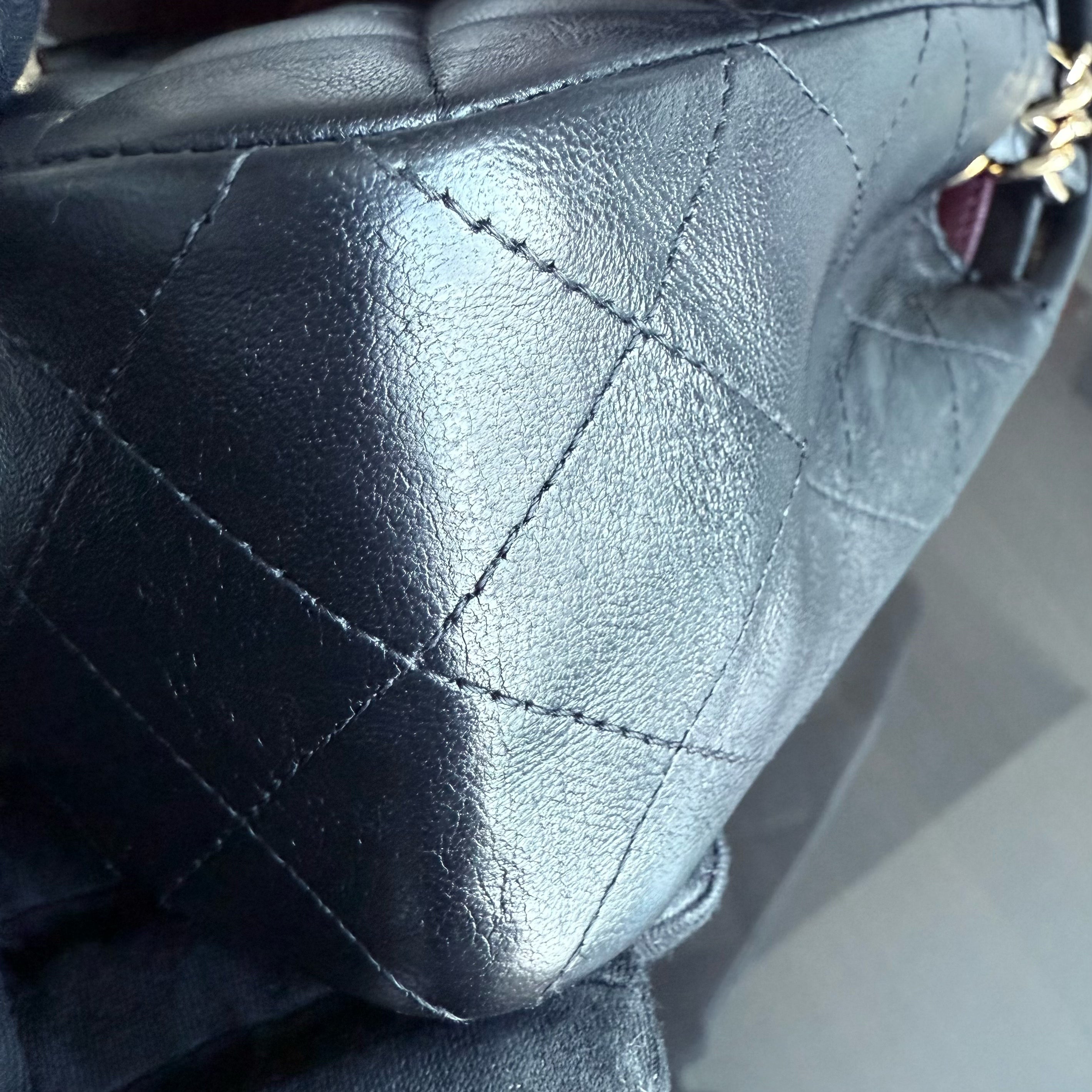 Chanel Classic Flap Small - 23CM Quilted Lambskin Black Gold Hardware Series 26