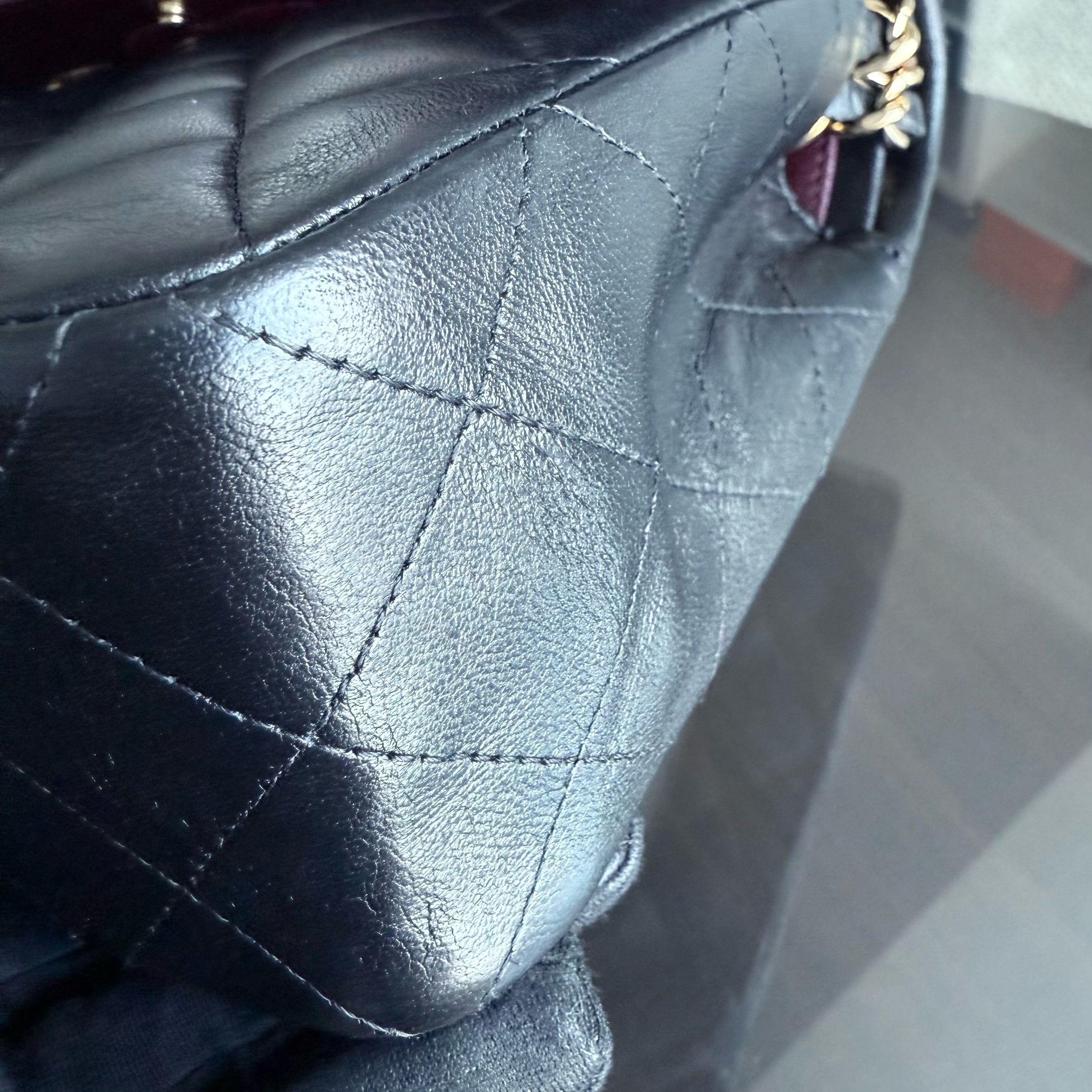 Chanel Classic Flap Small - 23CM Quilted Lambskin Black Gold Hardware Series 26