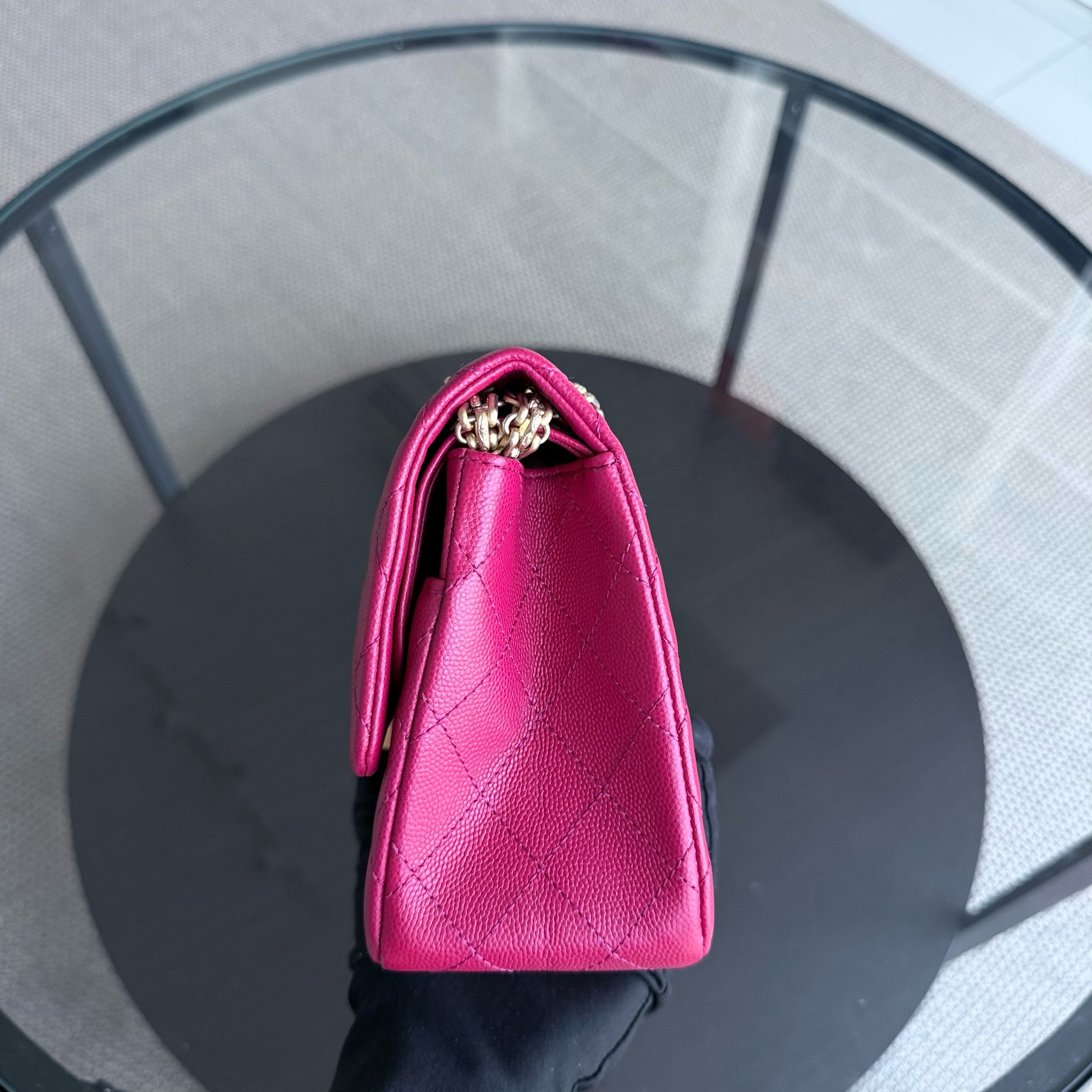 Chanel 2.55 Reissue 225 - Caviar Quilted Grained Calfskin Hot Pink Gold Hardware Series 23