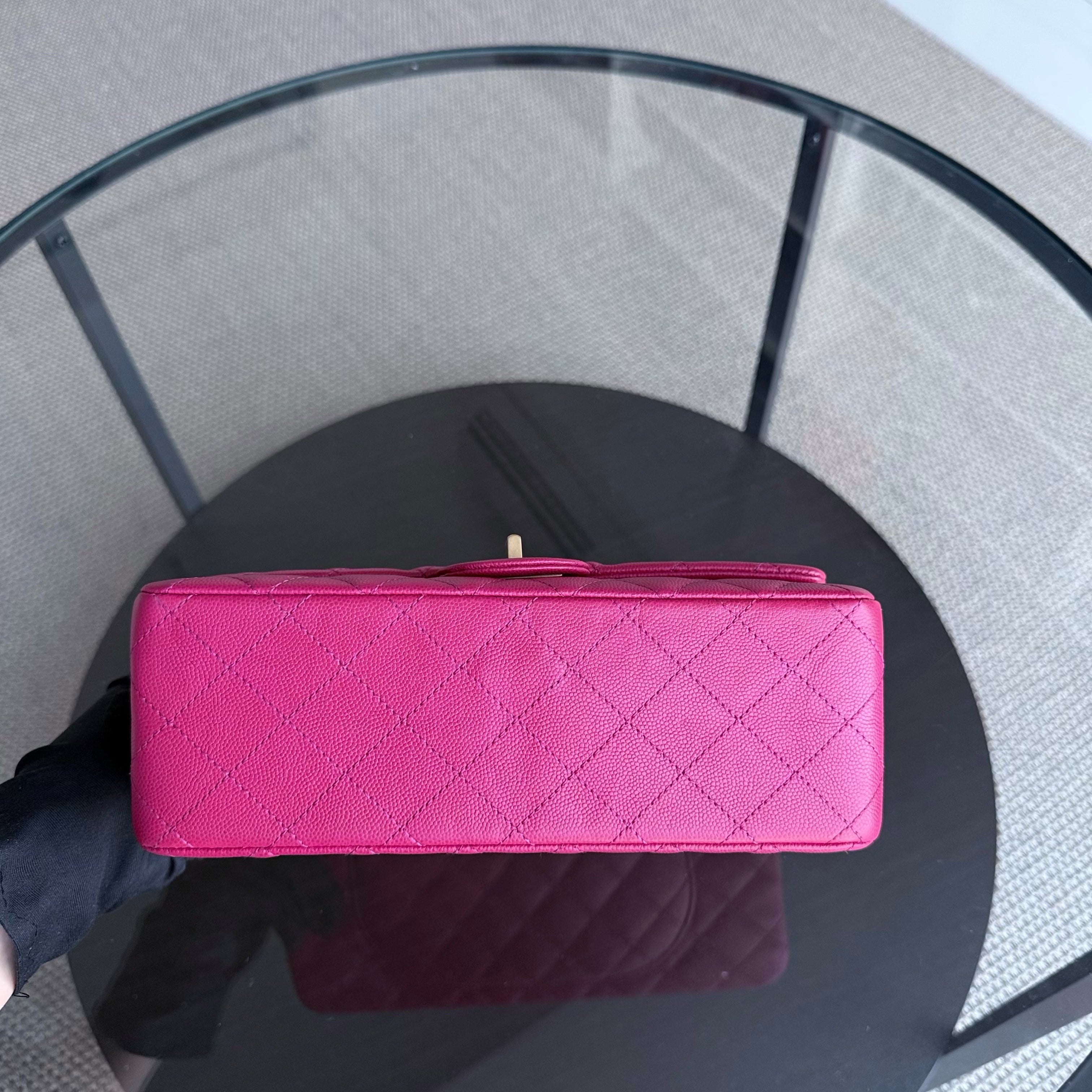 Chanel 2.55 Reissue 225 - Caviar Quilted Grained Calfskin Hot Pink Gold Hardware Series 23