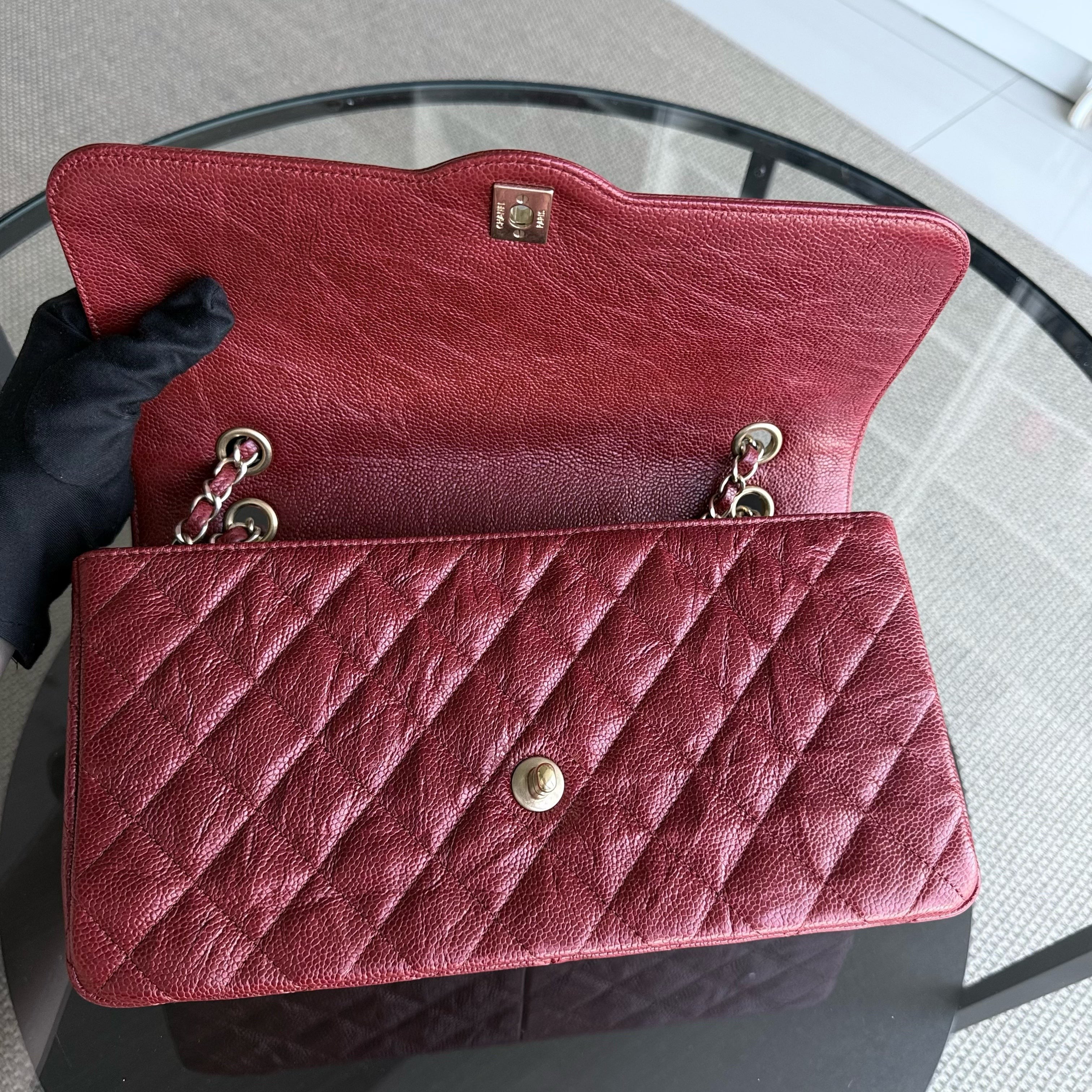 Chanel Seasonal Two-tone Flap - Caviar Quilted Red Gold Hardware Series 21
