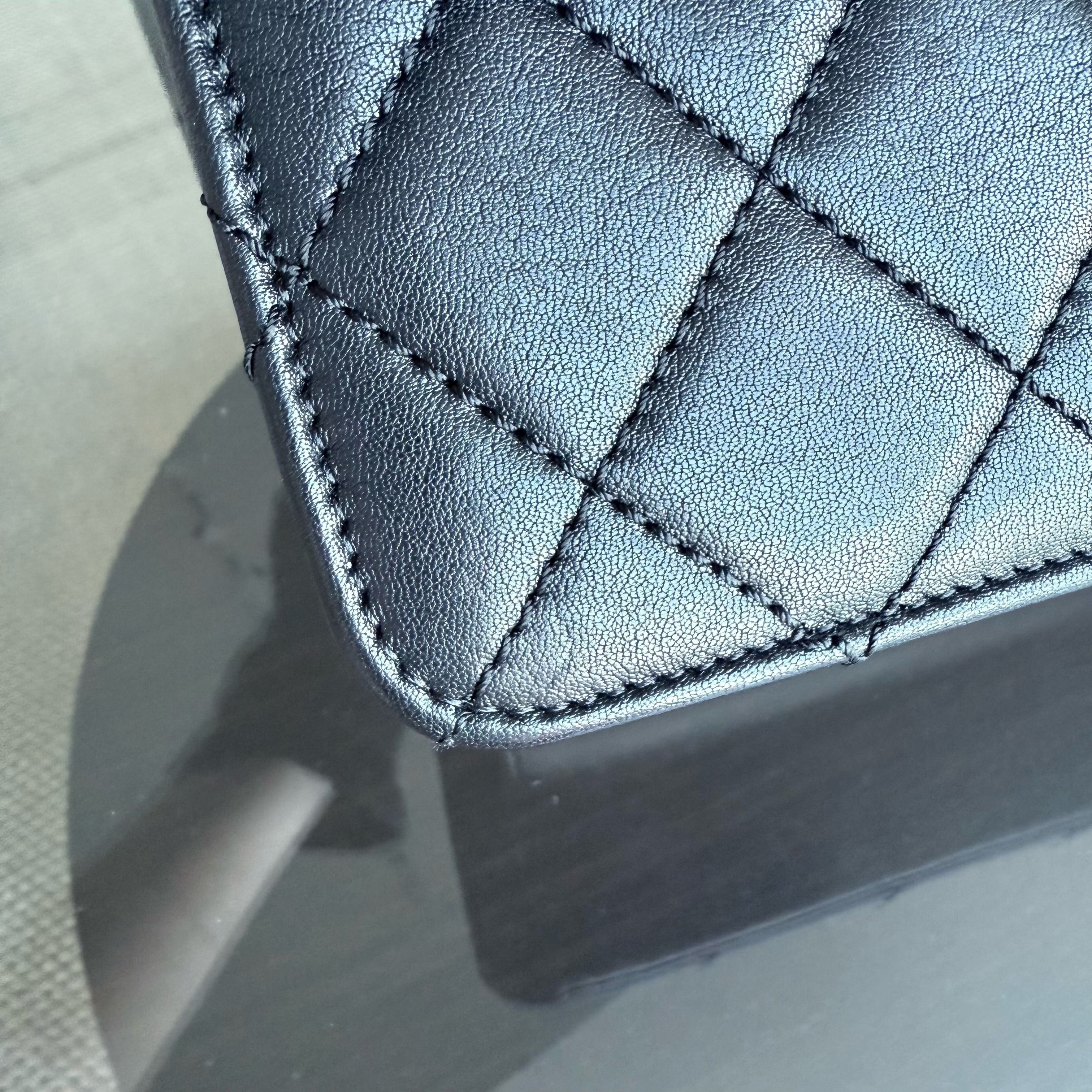 Chanel Beauty Lock Flap - Quilted Calfskin Black Gold Hardware Series 22
