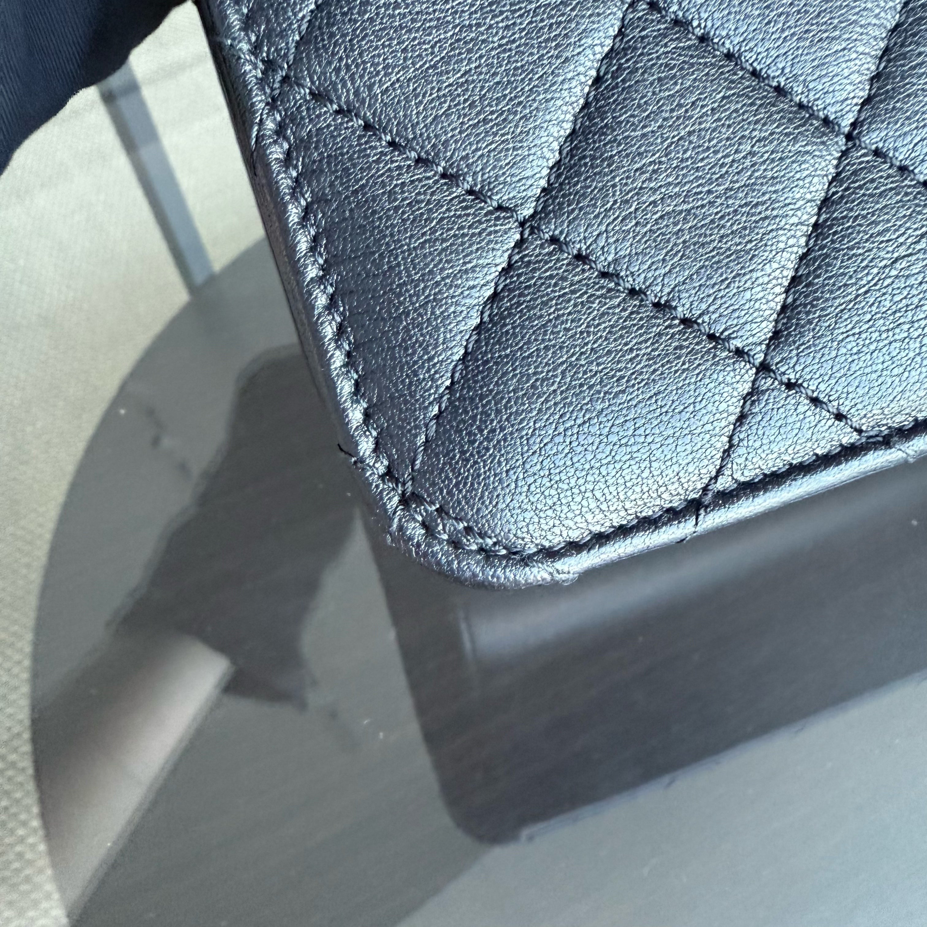 Chanel Beauty Lock Flap - Quilted Calfskin Black Gold Hardware Series 22