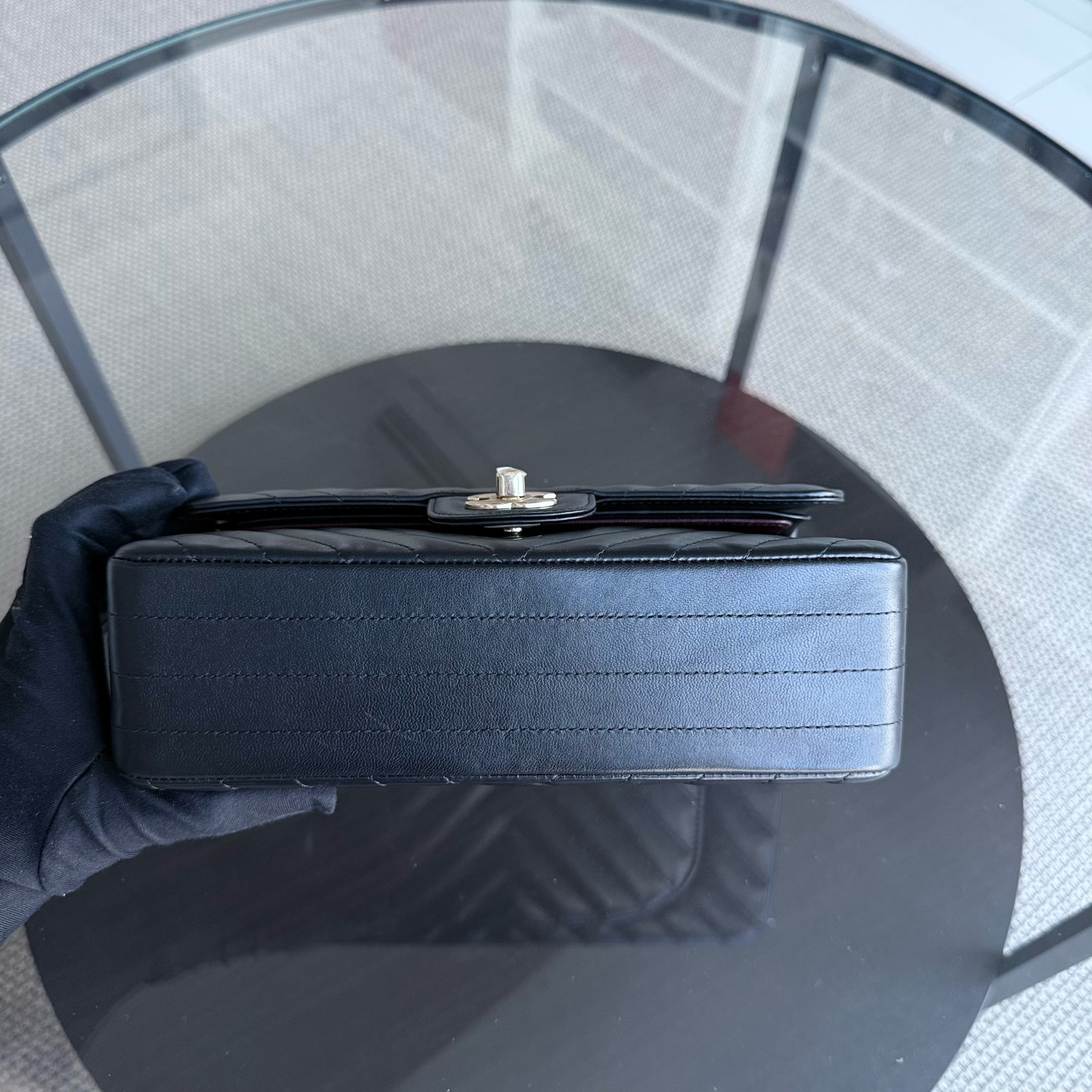 Chanel Classic Flap Small - 23CM Chevron Lambskin Black Gold Hardware Series 26