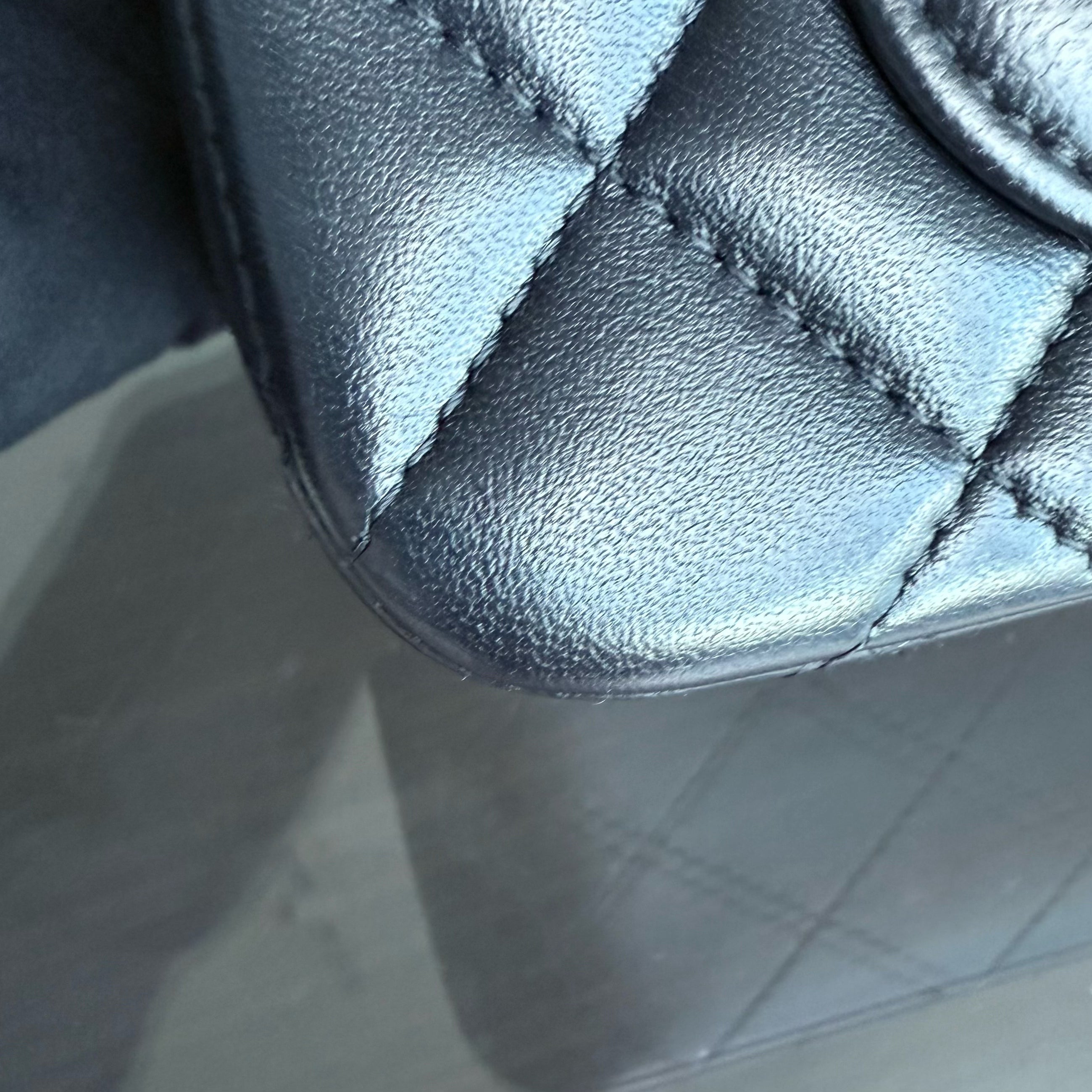 Chanel Classic Flap Mini - Quilted Lambskin Black Gold Hardware Series 26