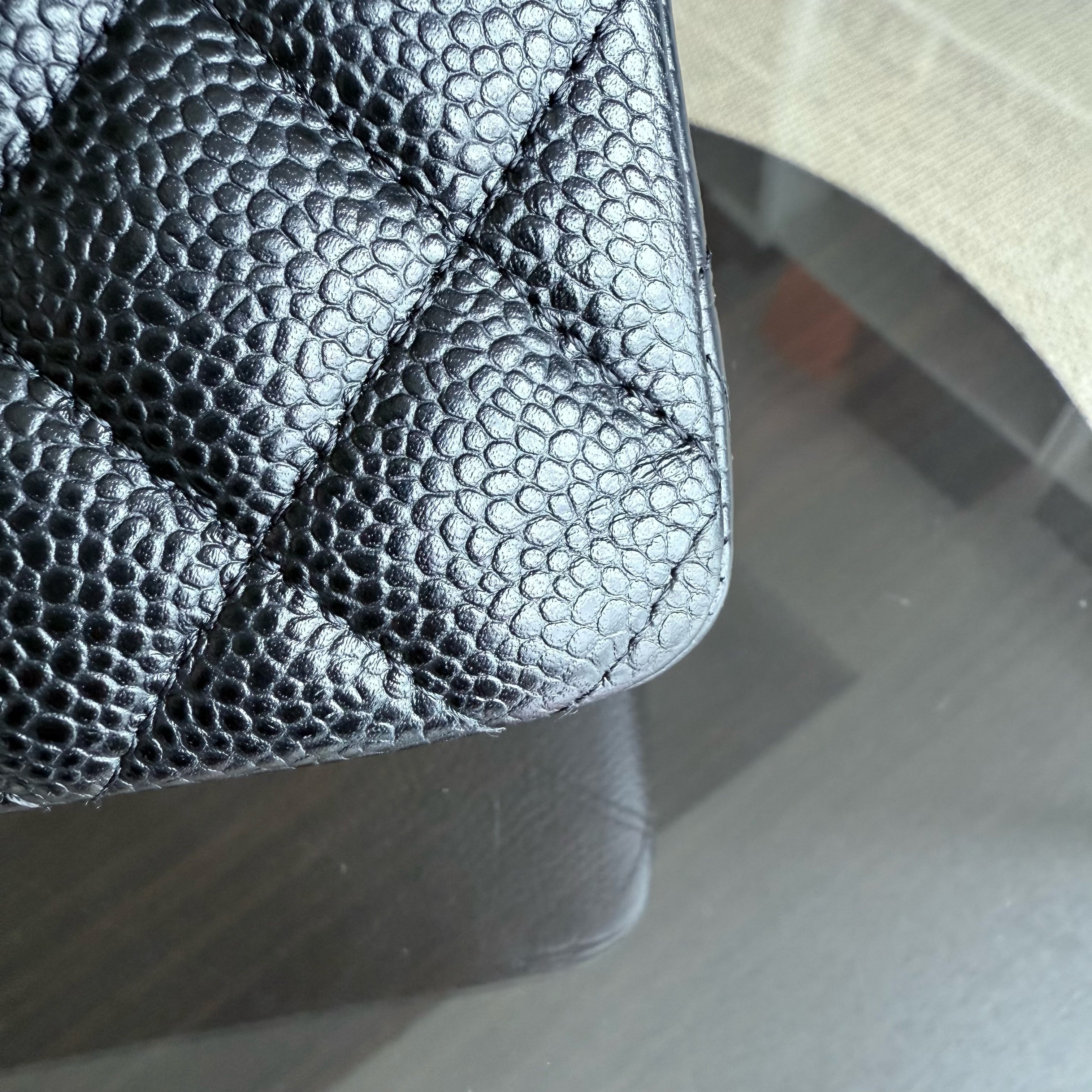 Chanel Classic Flap Medium - Caviar 25CM Quilted Grained Calfskin Black Gold Hardware Series 23