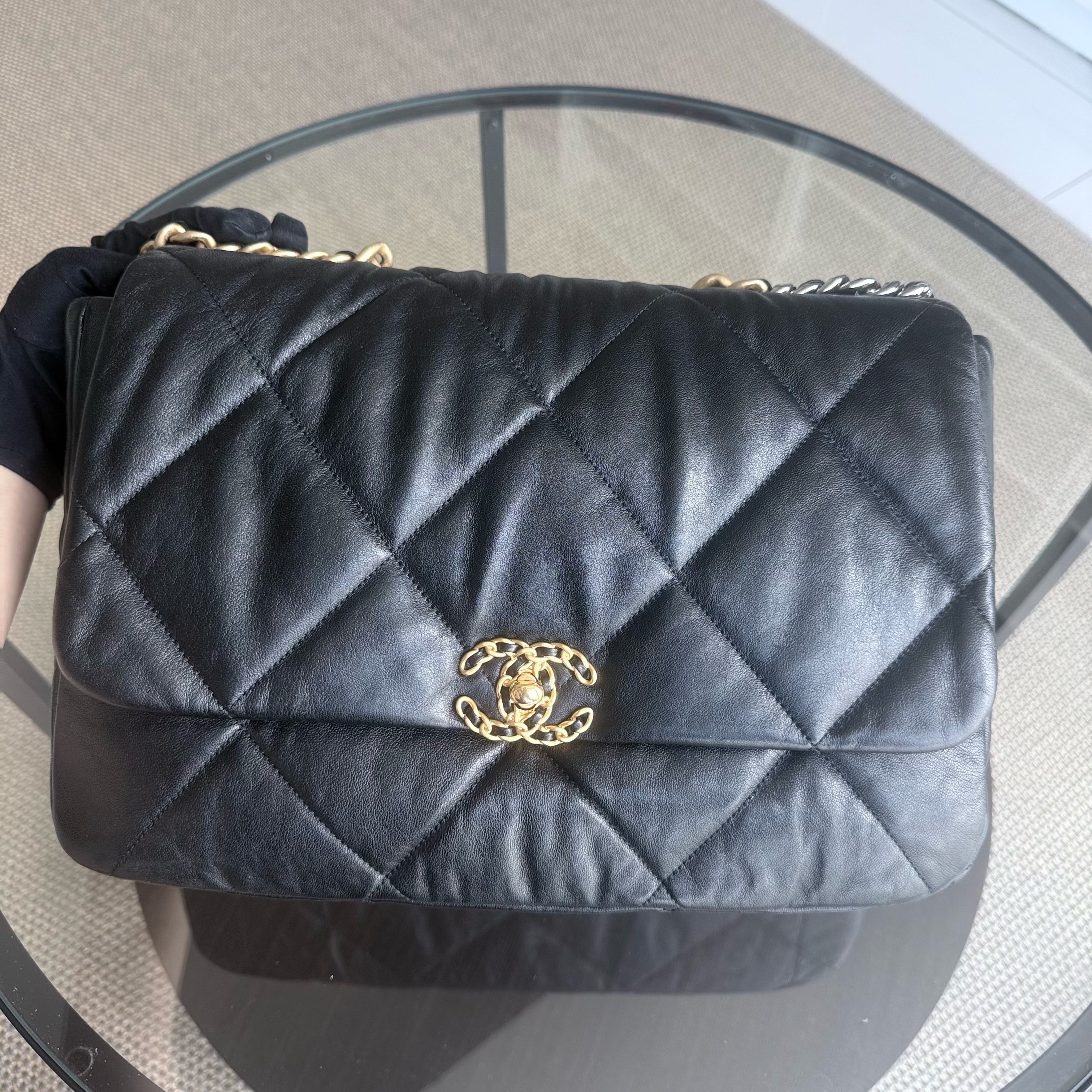 Chanel C19 19Bag Maxi - Quilted Goatskin Black Gold Hardware Series 29