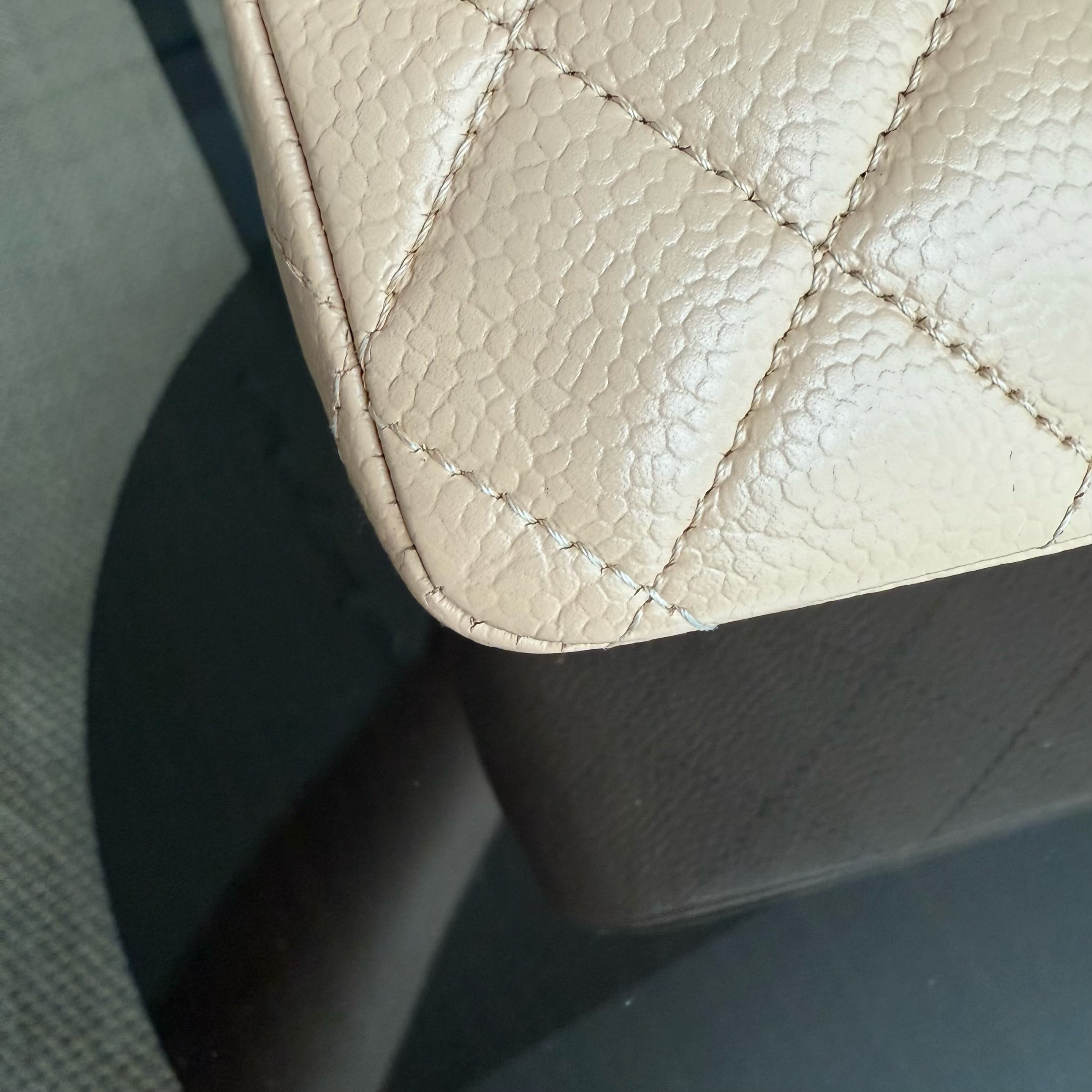Chanel Classic Flap Medium - Caviar 25CM Quilted Grained Calfskin Beige Gold Hardware Series 16