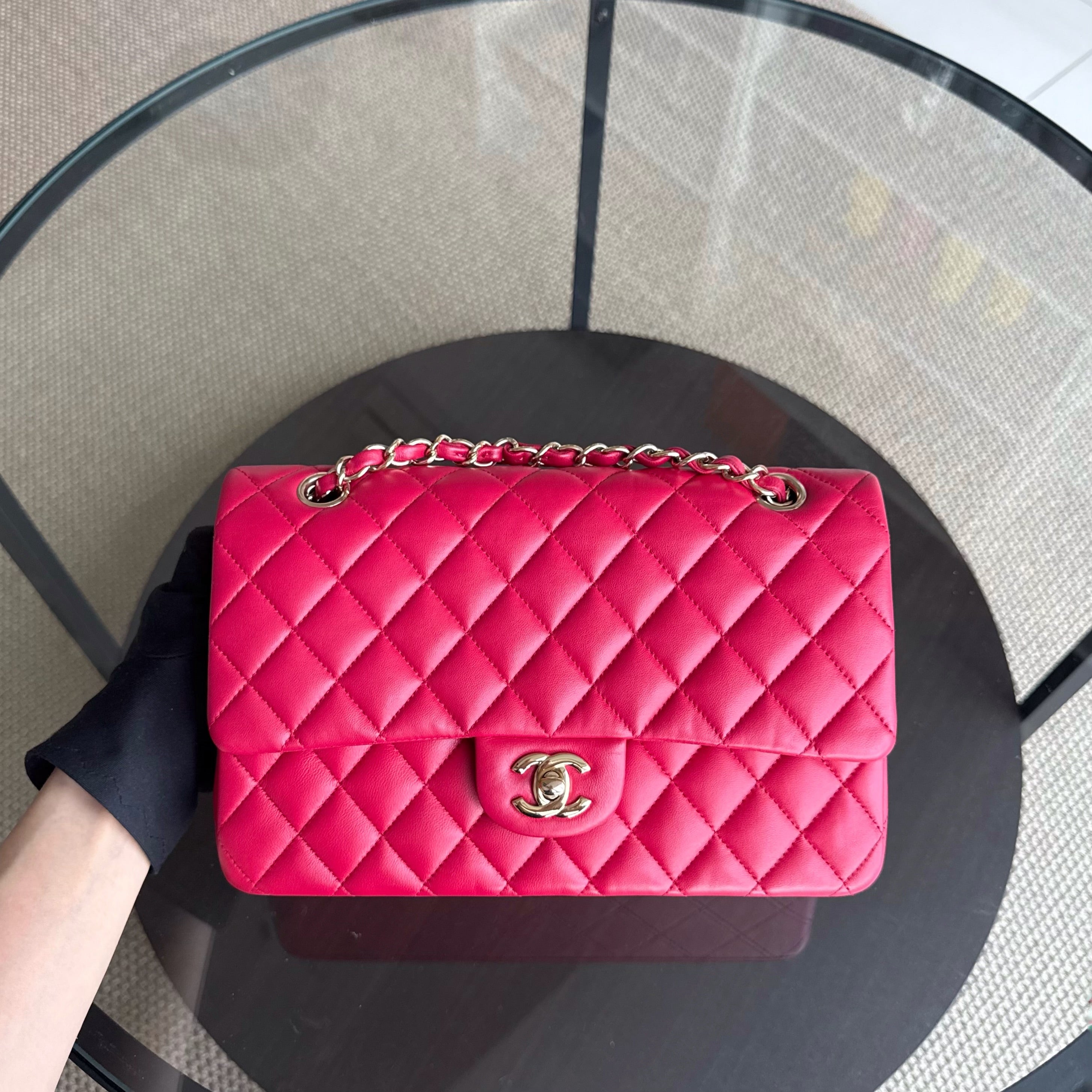 Chanel Classic Flap Medium - Quilted Lambskin 25CM Red Gold Hardware Series 21