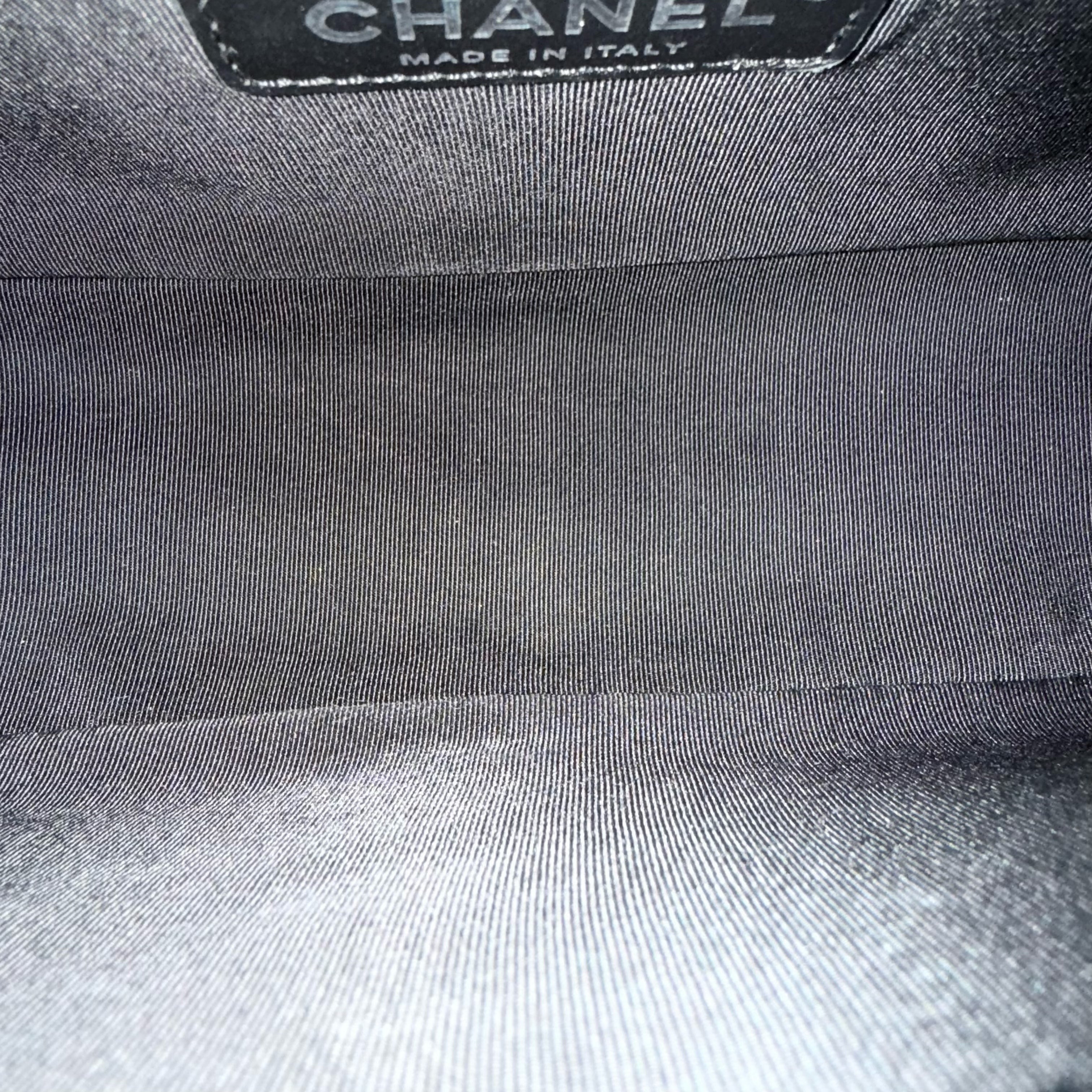 Chanel Boy Medium - Caviar 25CM Chevron Black Ruthenium Silver Hardware Series 24