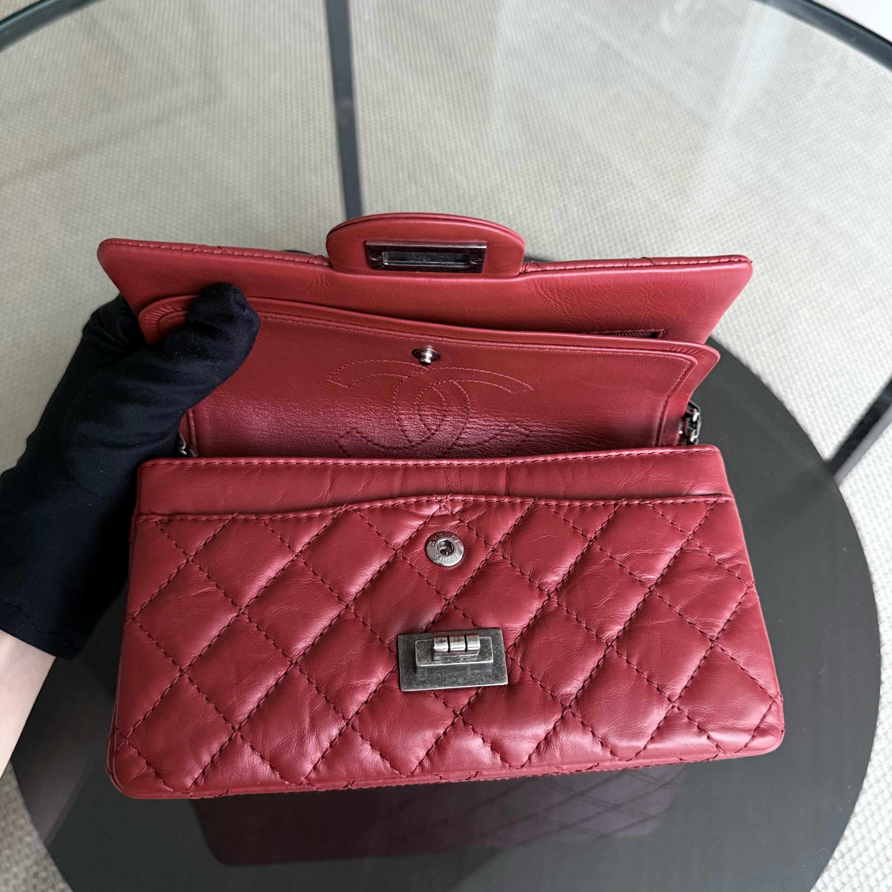 Chanel 2.55 Reissue Mini - 20CM Quilted Aged Calfskin Red Ruthenium Silver Hardware Series 16